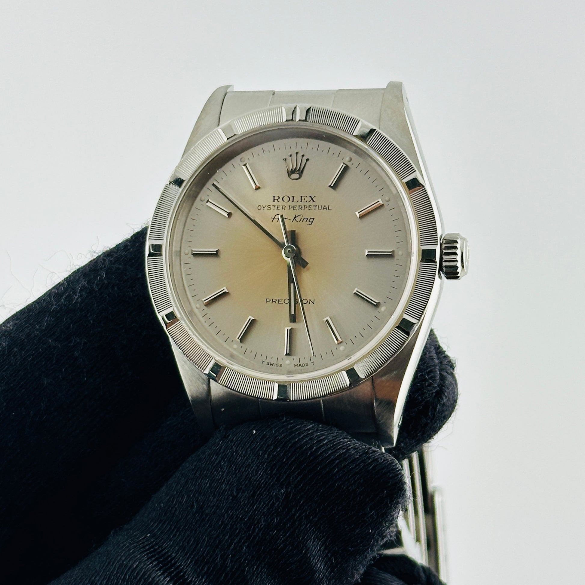 Rolex Air-King Silver Dial on Oyster Ref. 14010 1991 — view 3