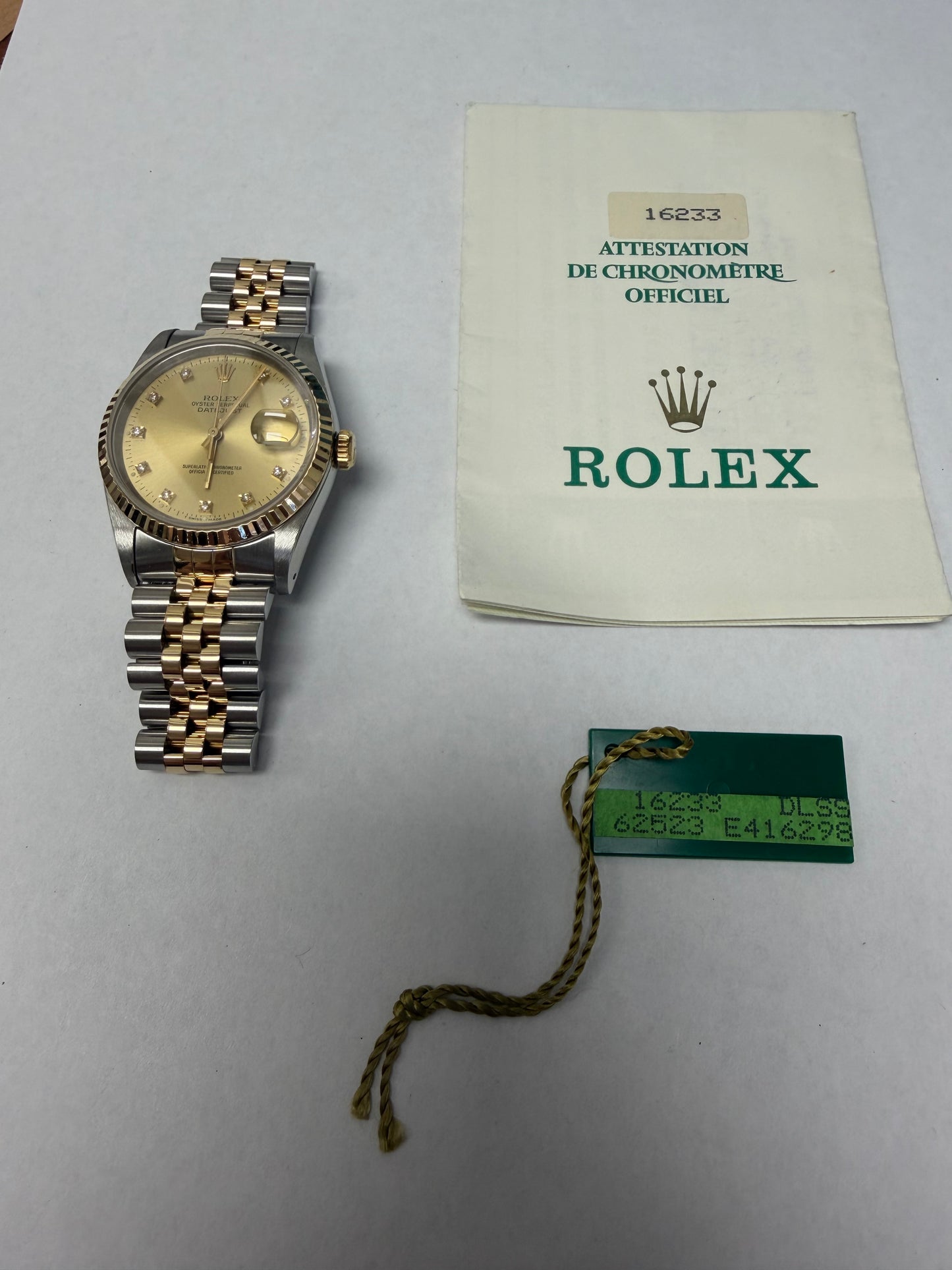 Rolex Datejust 36 Champagne Diamond Dial on Jubilee Ref. 16233 Papers 1991 — view 5