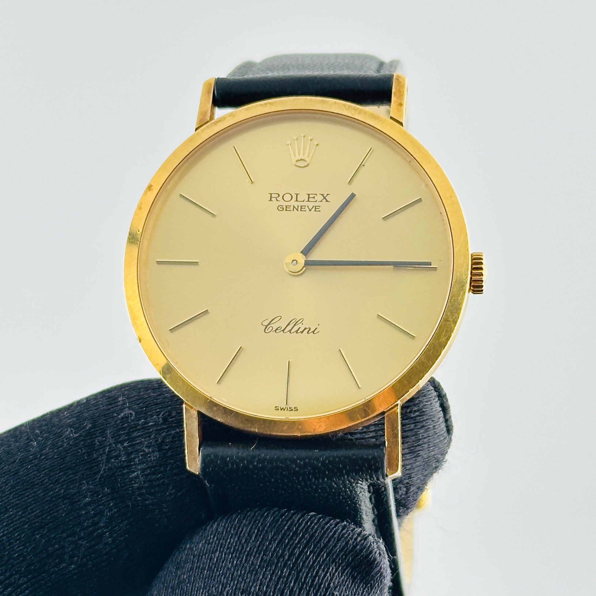 Rolex Cellini Champagne Stick Dial on Generic Leather Band Ref. 4112/8 1976 — view 2