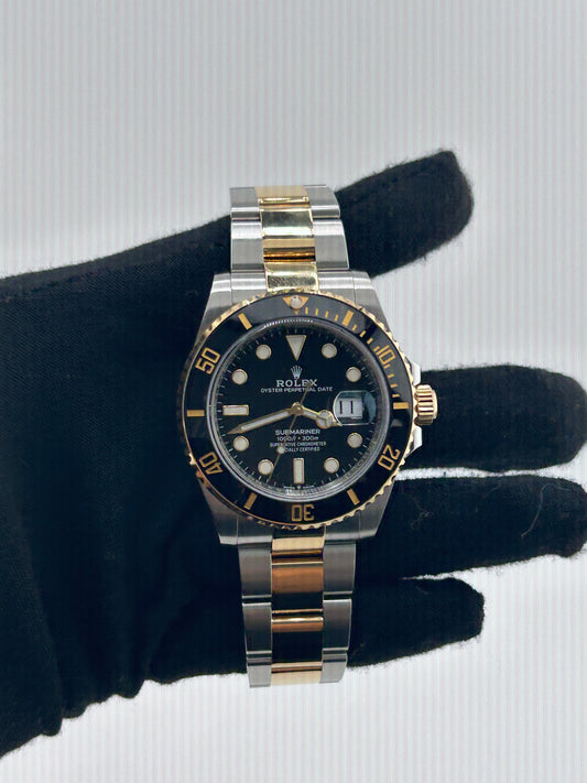 Rolex Submariner Black Dial on Oyster Ref. 126613LN Card 2021 — view 2