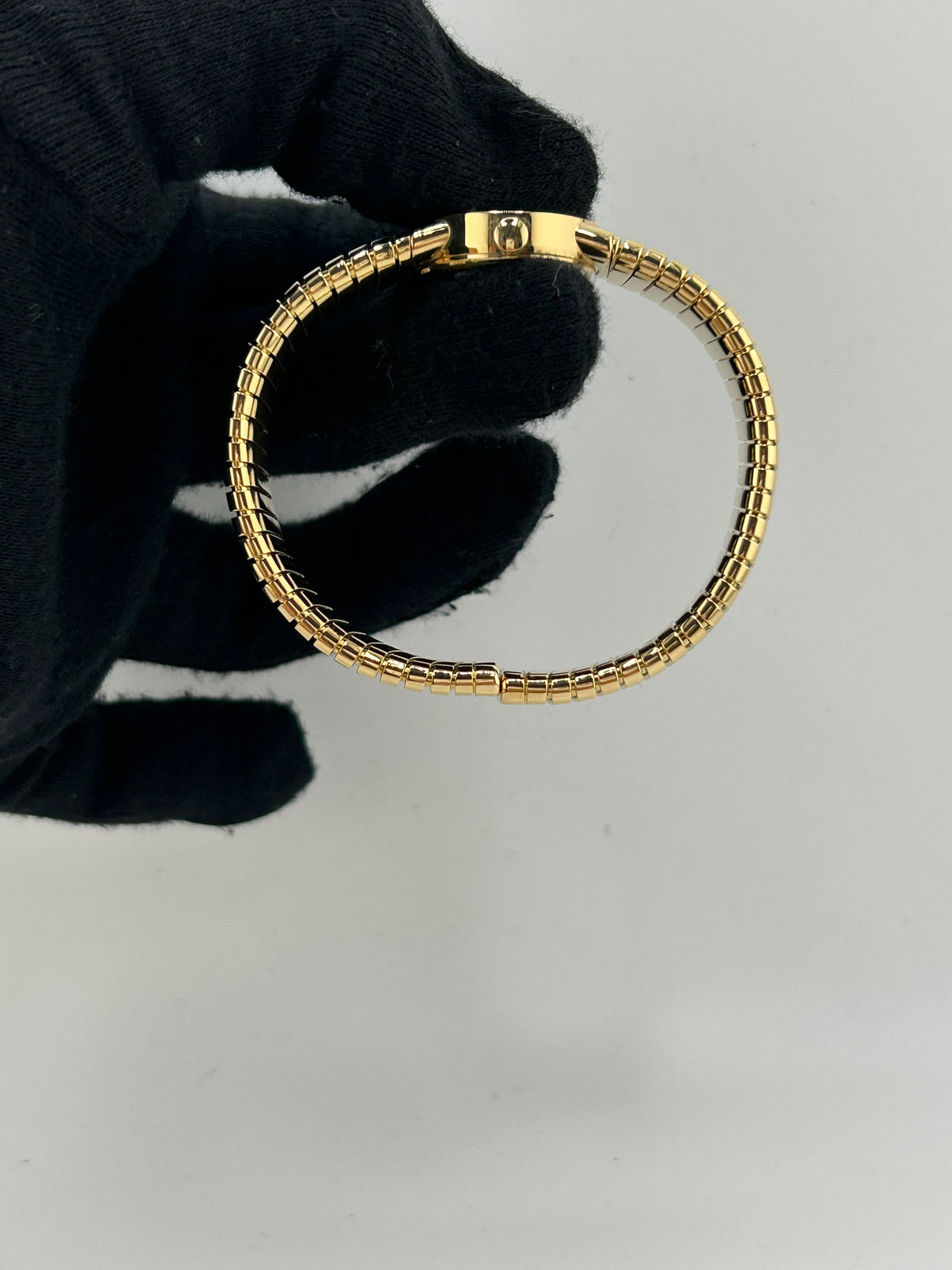 Bvlgari Mini Tubogas Black Dial on Yellow Gold Bracelet Ref. BB192T Papers 1996 — view 6