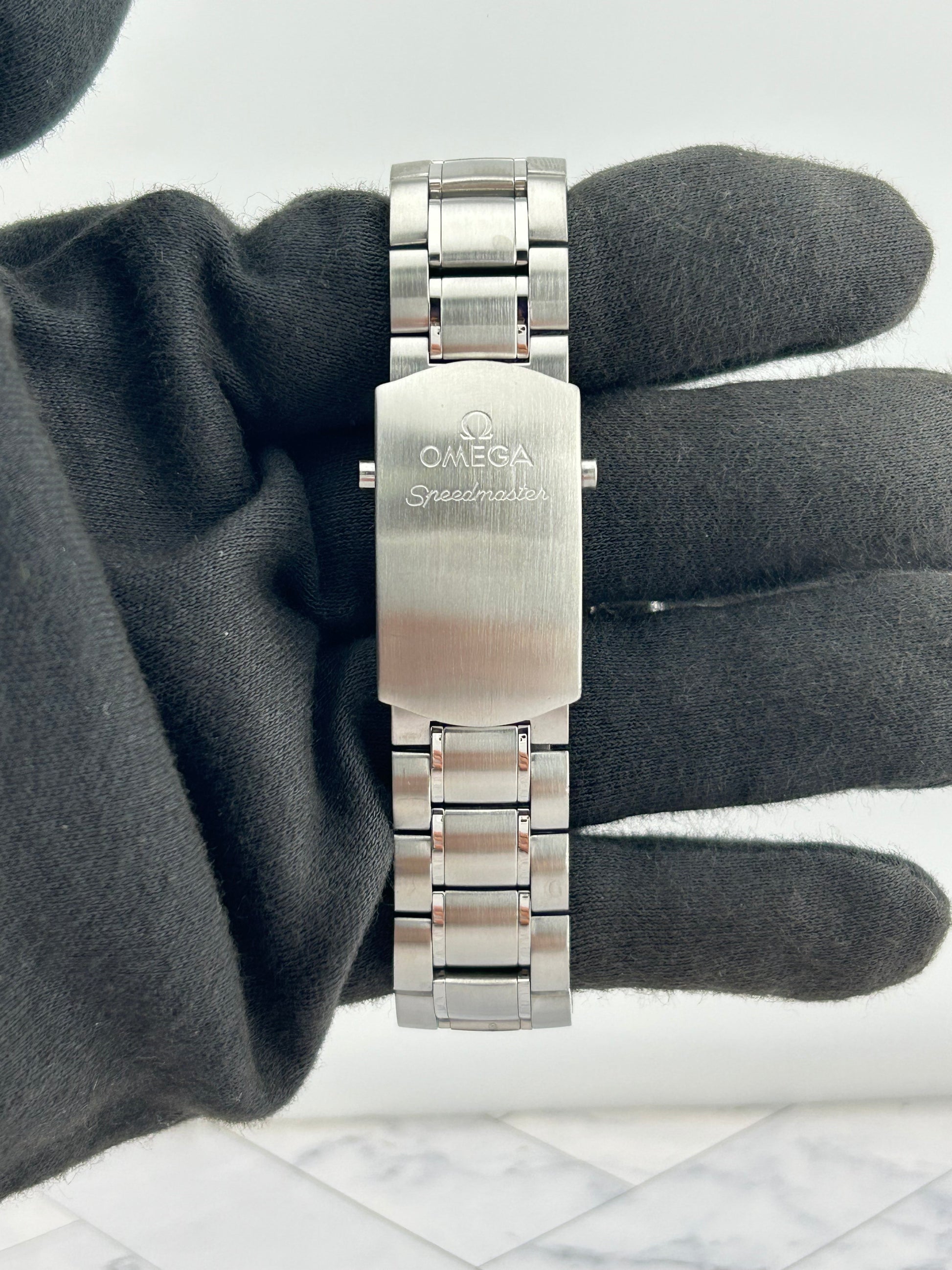 Omega Speed Master Black Dial on Stainless Steel Bracelet Ref. 3210.50 Card Open Date — view 3