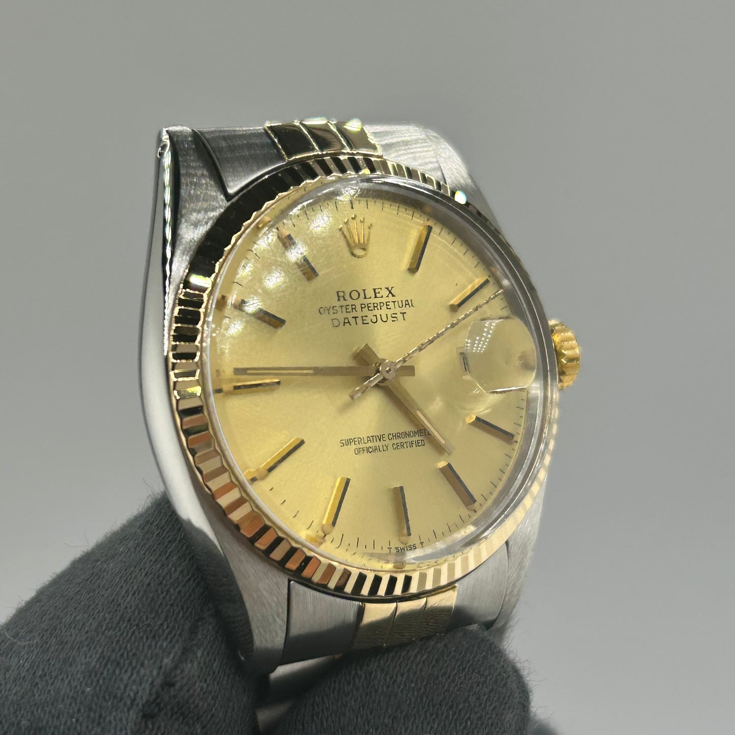 Rolex Datejust Champagne Stick Dial on D Link Jubilee Bracelet Ref. 16013 1985 — view 3
