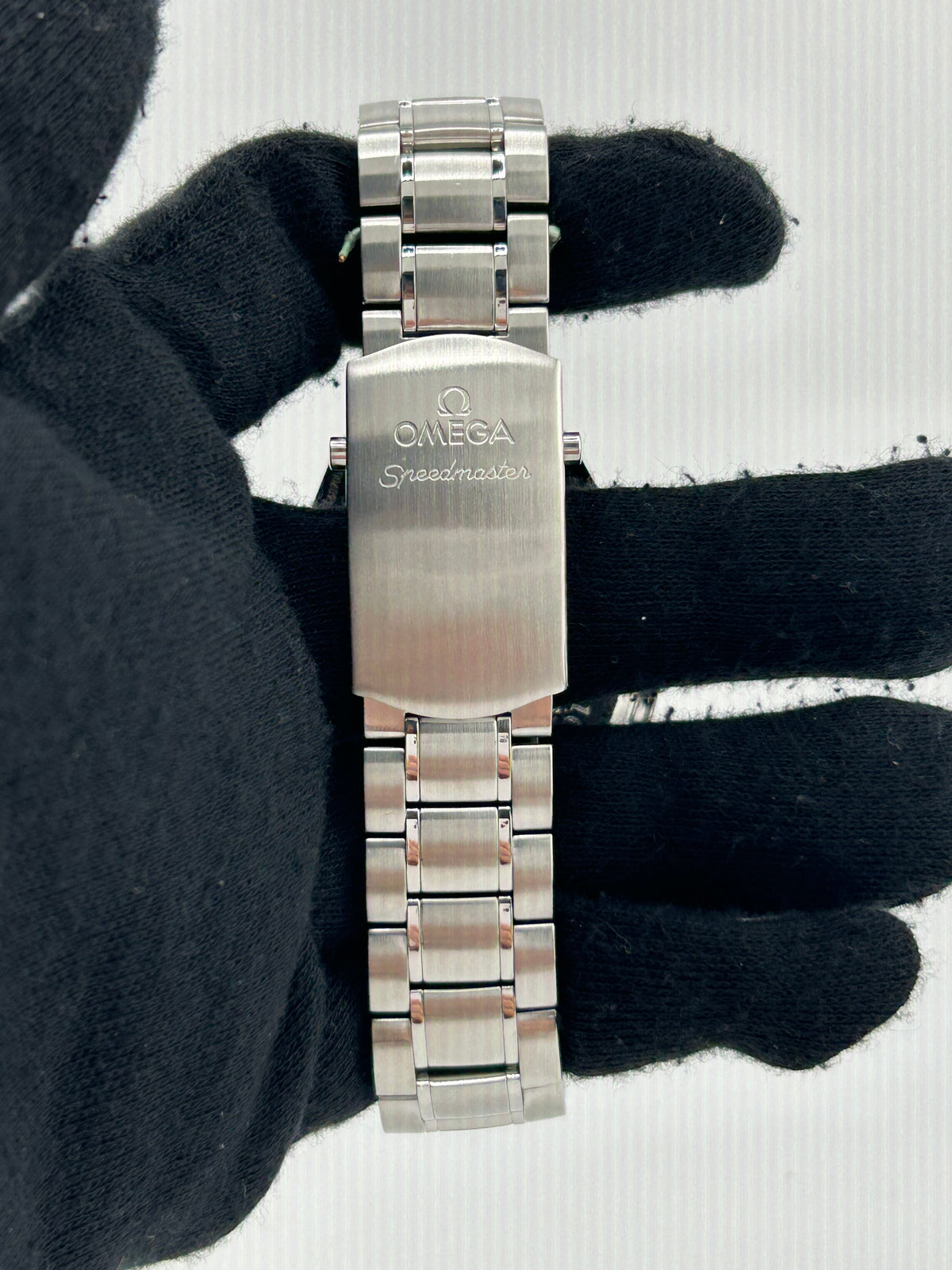 Omega Speedmaster Date Black Dial on Stainless Steel Bracelet Ref. 3210.50.00 Card — view 4