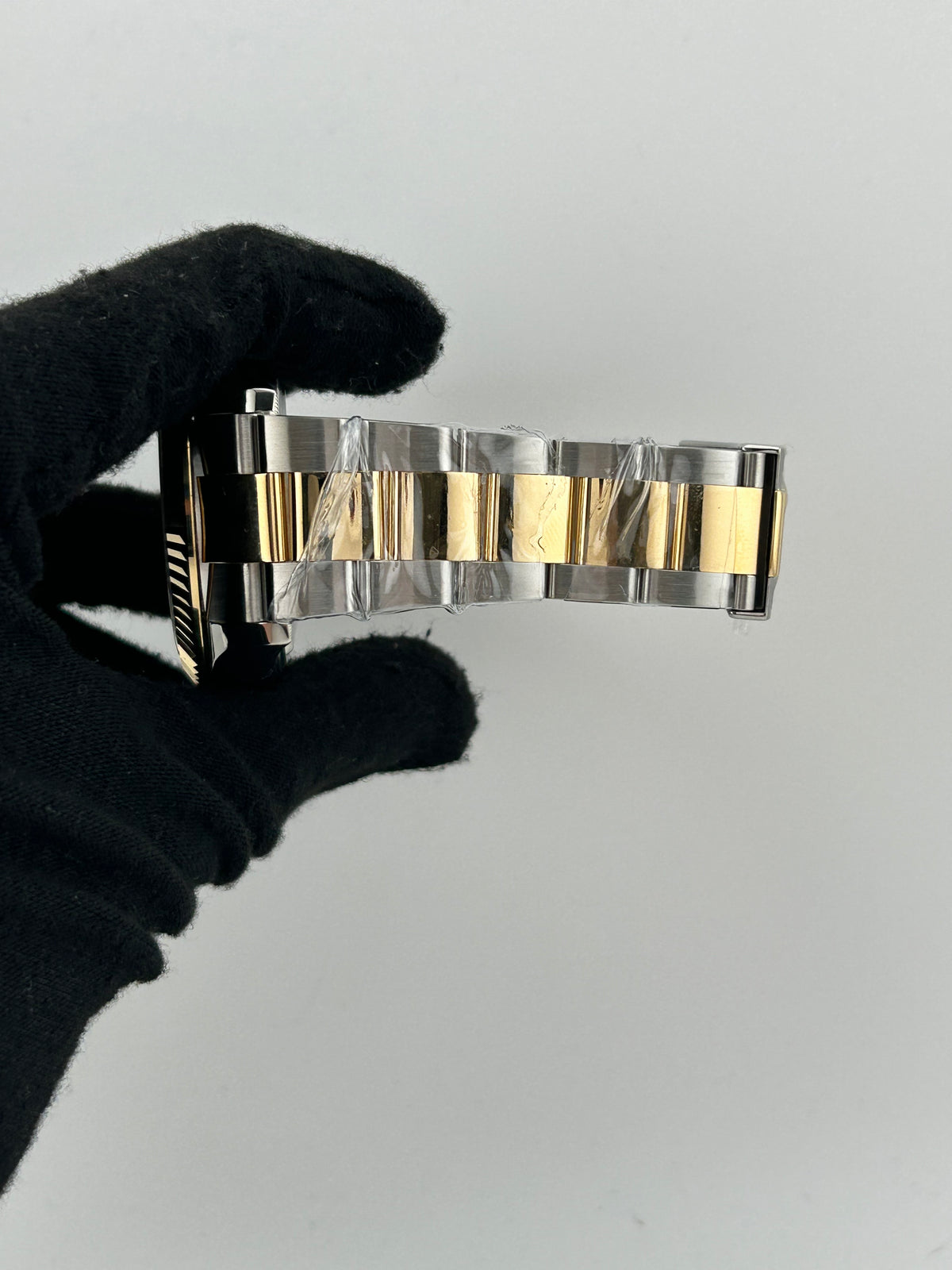 Rolex SkyDweller White Dial on Oyster Steel Bracelet Ref. 326933 Card 2019 — view 5