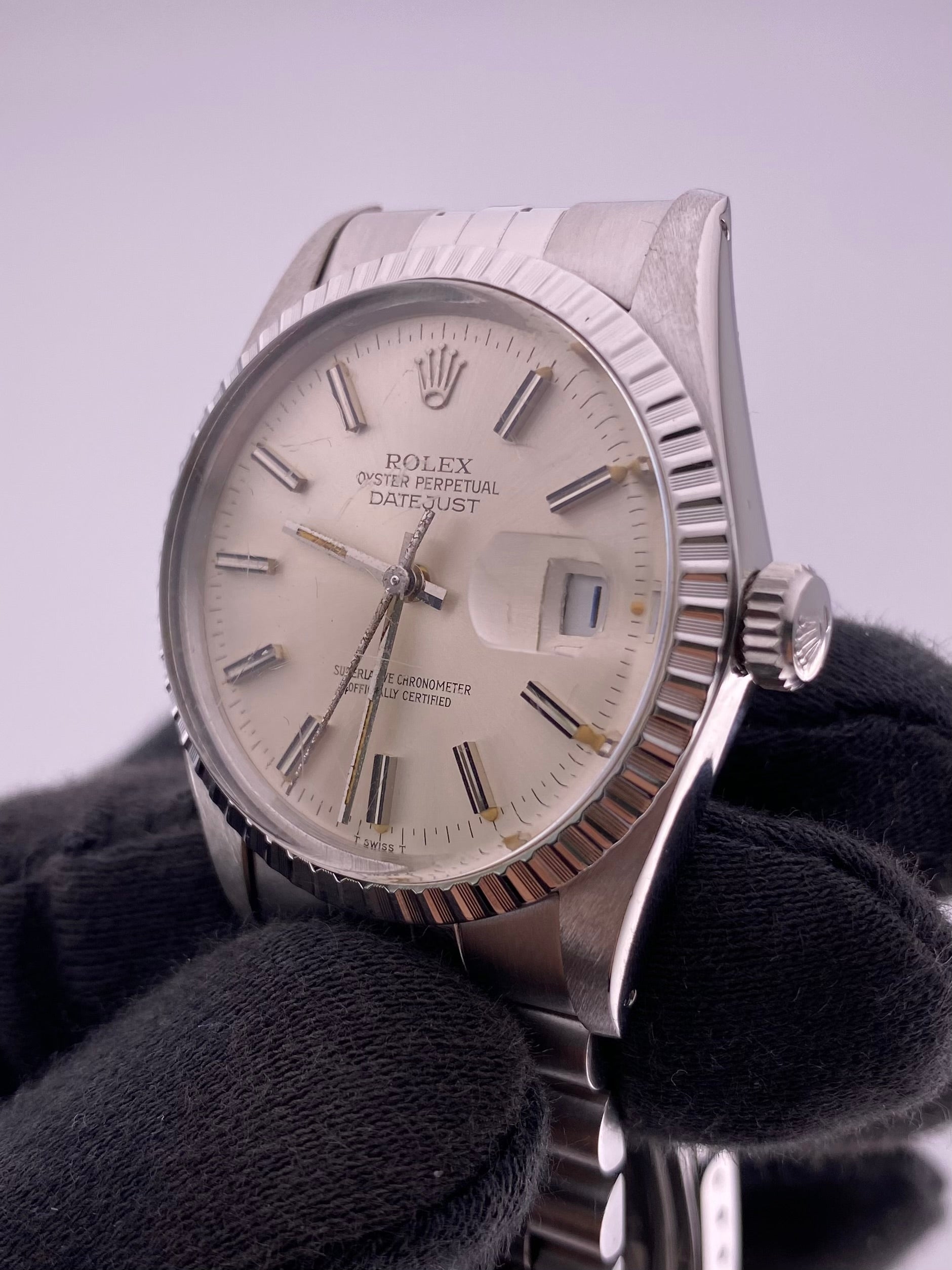 Rolex Datejust Silver Stick Dial on Jubilee Ref. 16030 — view 3