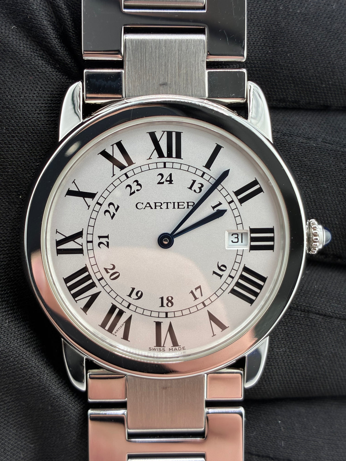 Cartier Ronde Solo Silver Roman Numerals Dial on Stainless Steel Bracelet Ref. W6701005 Card 2016 — view 2