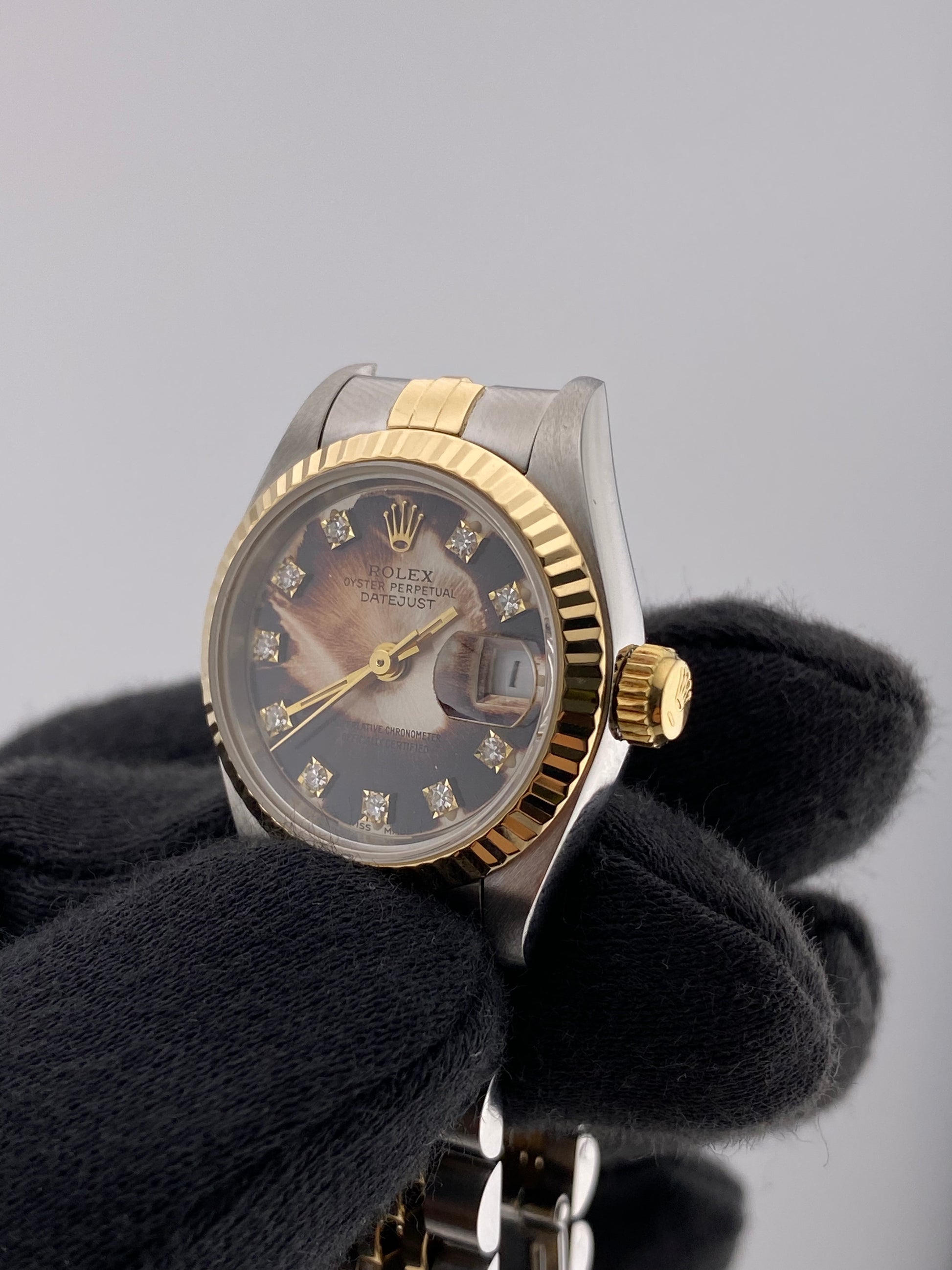 Rolex Datejust Lady Diamond Dial on 18 K Yg Ss Ref. 69173G — view 2