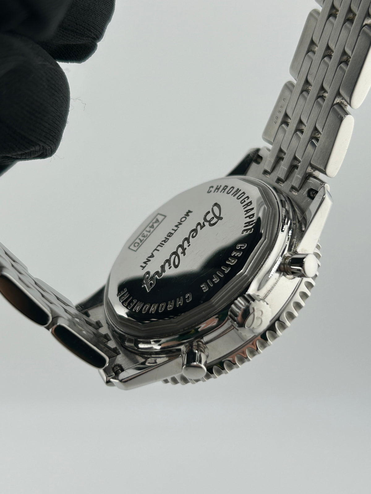 Breitling Navitimer Montbrillant White Dial on Stainless Steel Bracelet Ref. A41370 — view 7