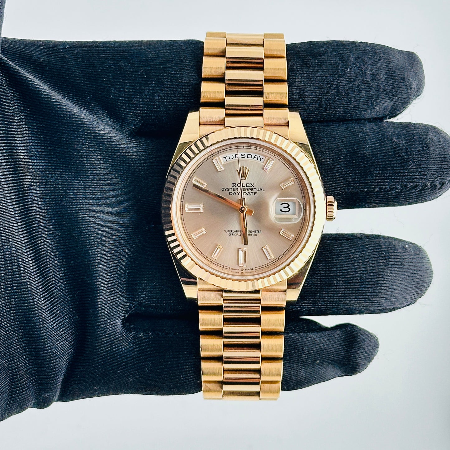 Rolex Day Date Sundust Baguette Dial on President Bracelet Ref. 228235 Card 2019 — view 2