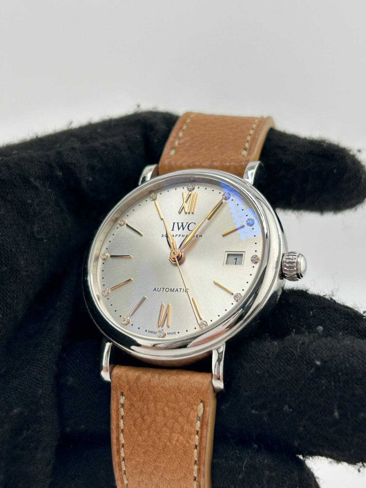 Iwc Portofino Automatic 37 Silver Dial on Caramel Leather Strap Ref. IW458601 Complete 2023 — view 3
