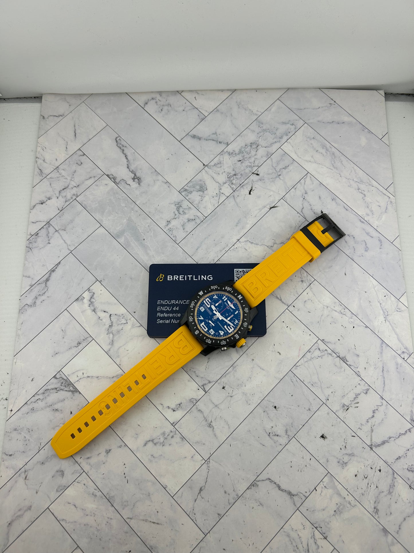 Breitling Endurance Pro Black Dial on Rubber Strap Ref. X82310A41B1S1 Card 2026 — view 7