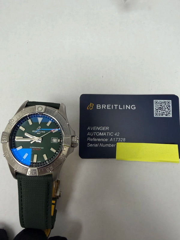 Breitling Avenger Automatic Green Dial on Leather Strap Ref A17328101L1X1 with Card