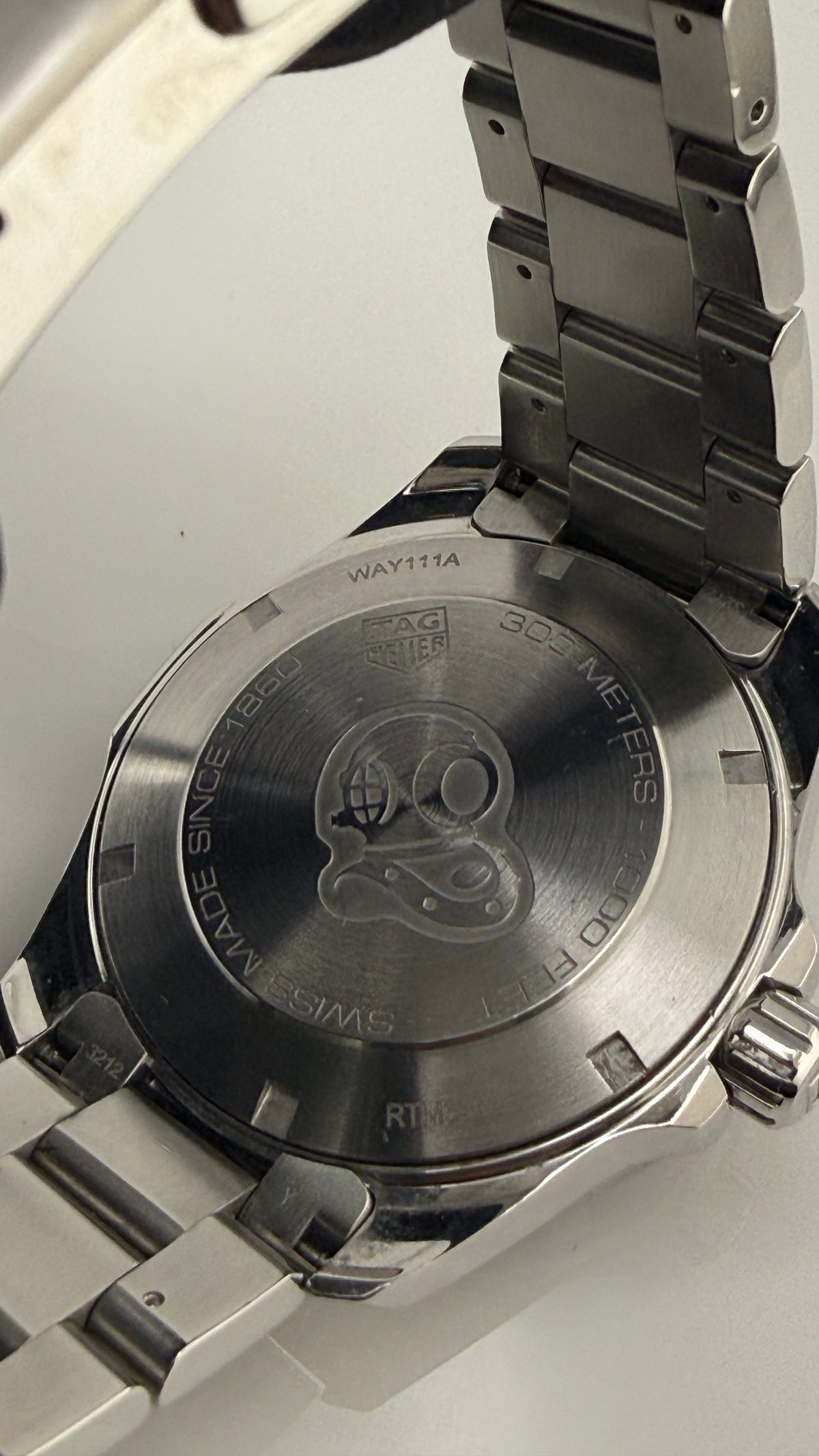 Tag Heuer Aquaracer Black Dial on Stainless Steel Bracelet Ref. WAY111A.BA0928 with Box — view 4