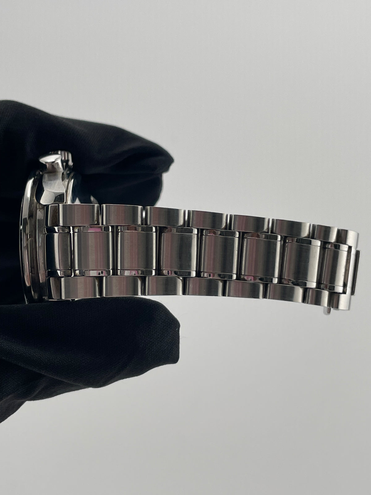 Omega Speedmaster Black Dial on Stainless Steel Bracelet Ref. 3513.50 Card 2004 — view 6