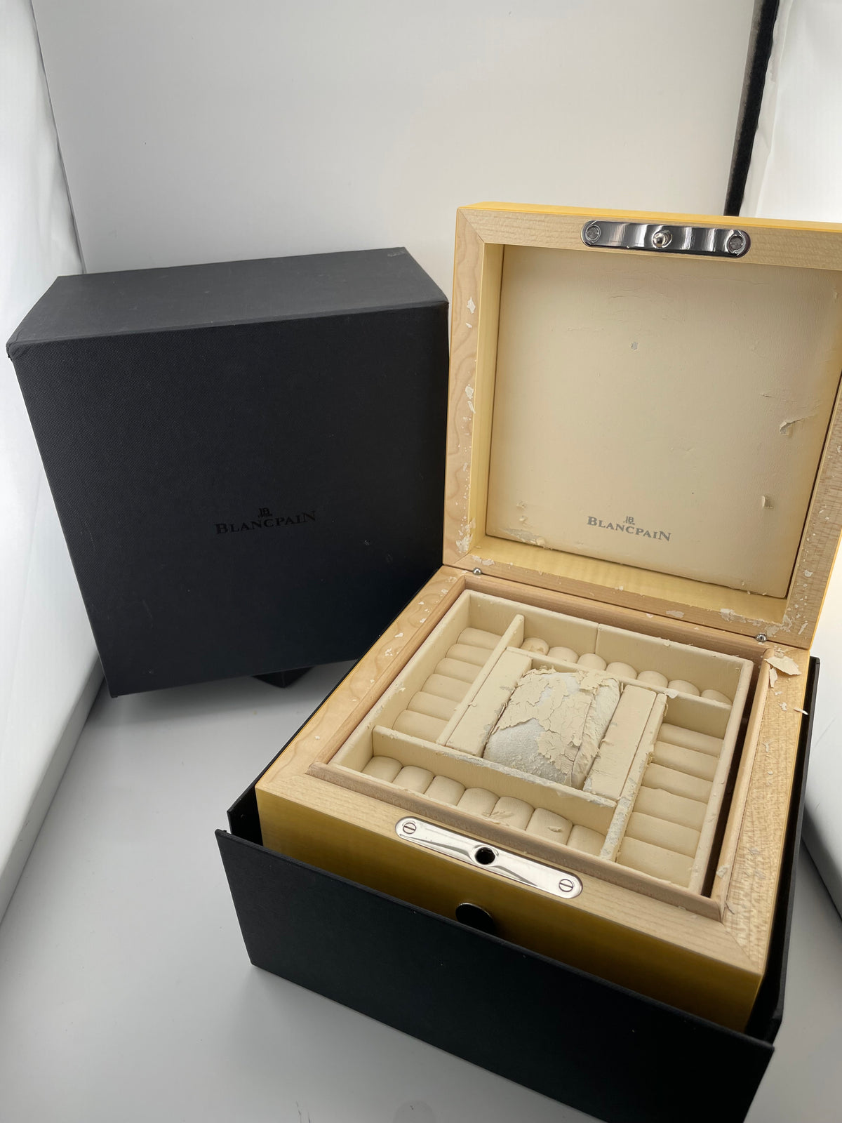 Blancpain Women Black Dial on Generic Leather Ref. 3760-1130-52B Complete 2012 — view 7
