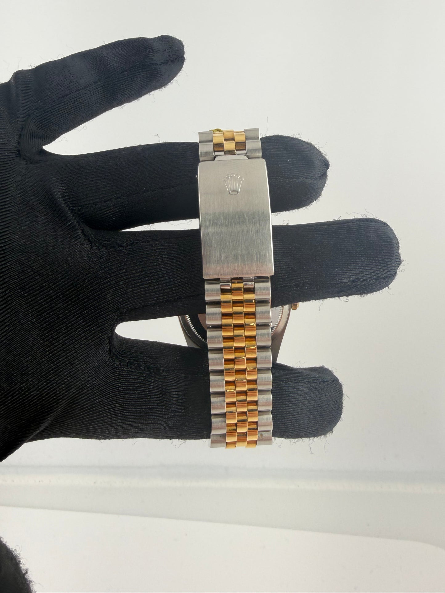 Rolex Datejust Champagne Stick Dial on Jubilee Ref. 16233 Papers 1989 — view 3