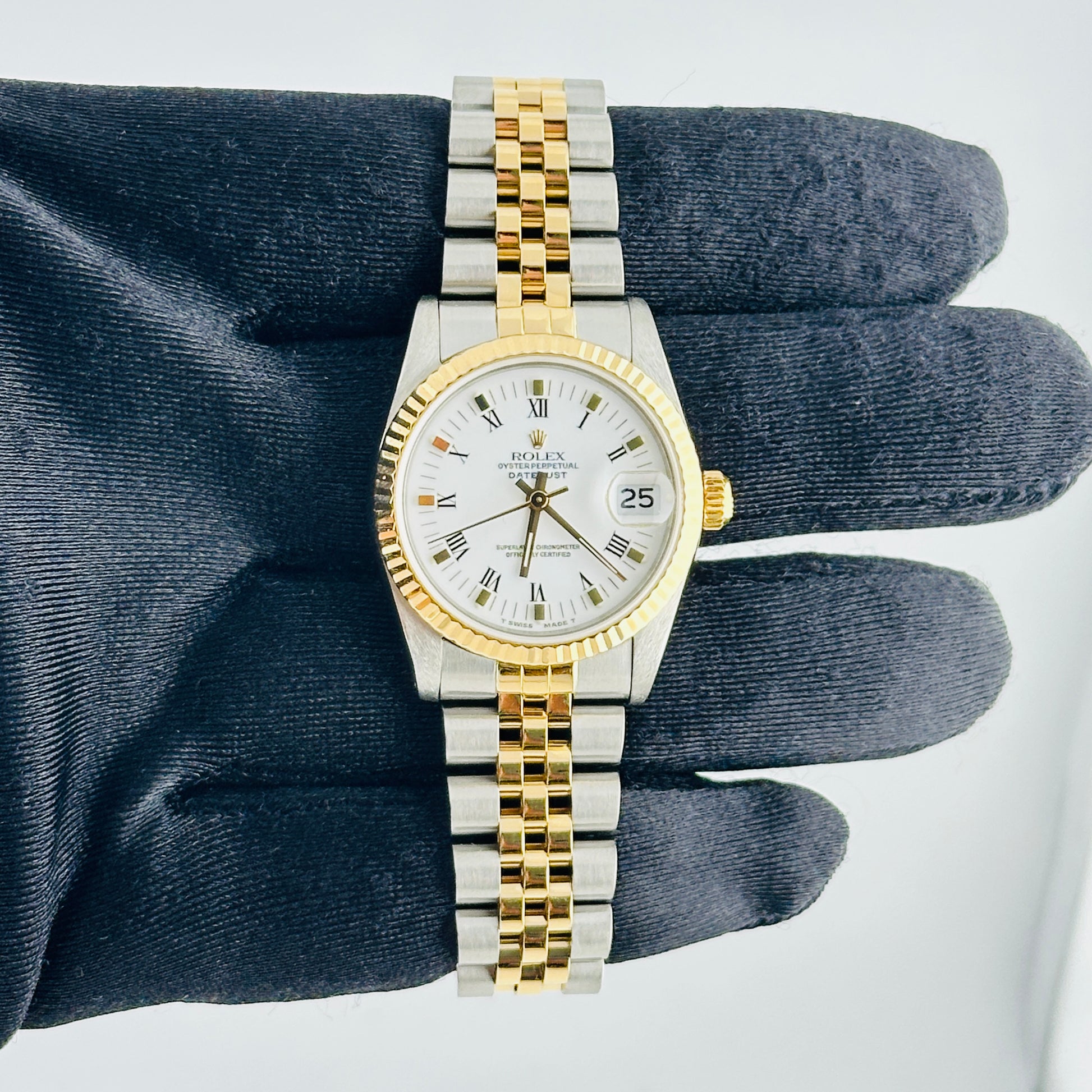 Rolex Datejust White Roman Dial on D Link Jubilee Bracelet Ref. 68273 1988 — view 2