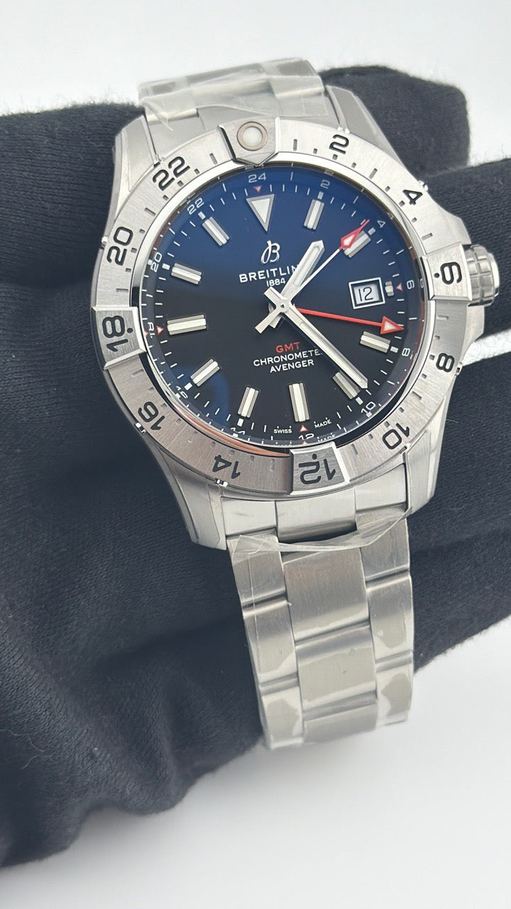 Breitling Avenger Automatic GMT Black Dial on Bracelet Ref. A32320101B1A1 Card 2026 — view 2