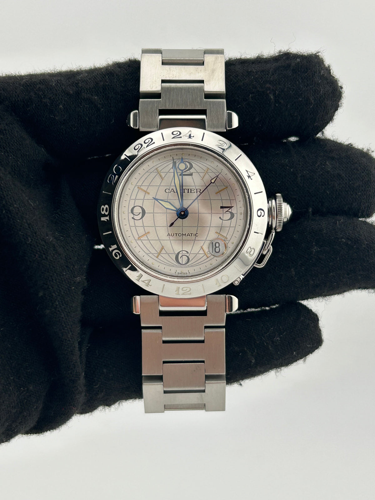 Cartier Pasha C Silver Dial on Stainless Steel Bracelet Ref. W31029M7 — view 2