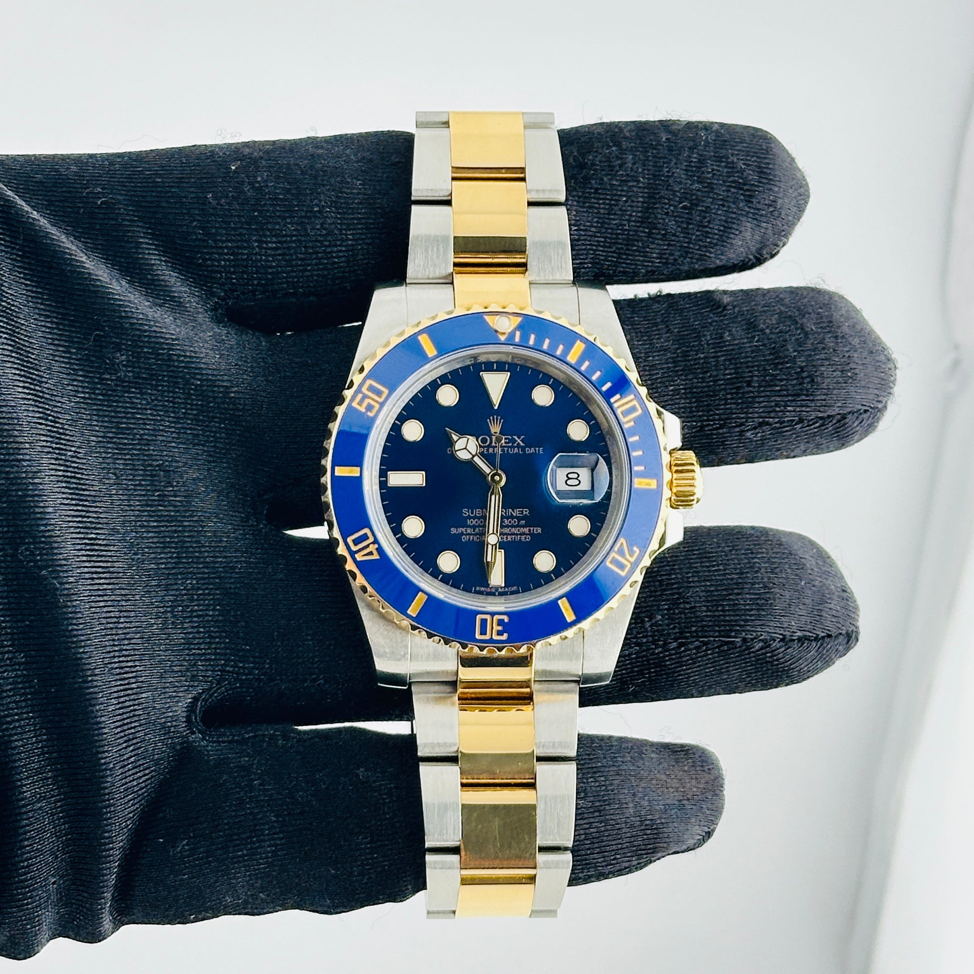 Rolex Submariner Blusey Blue Dial on Oyster Ref. 116613LB Card 2010 — view 2