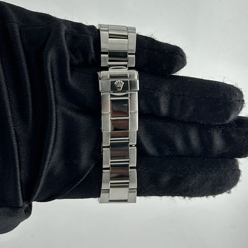 Rolex Yacht Master Silver Dial on Oyster Ref 16622 with Papers 2004