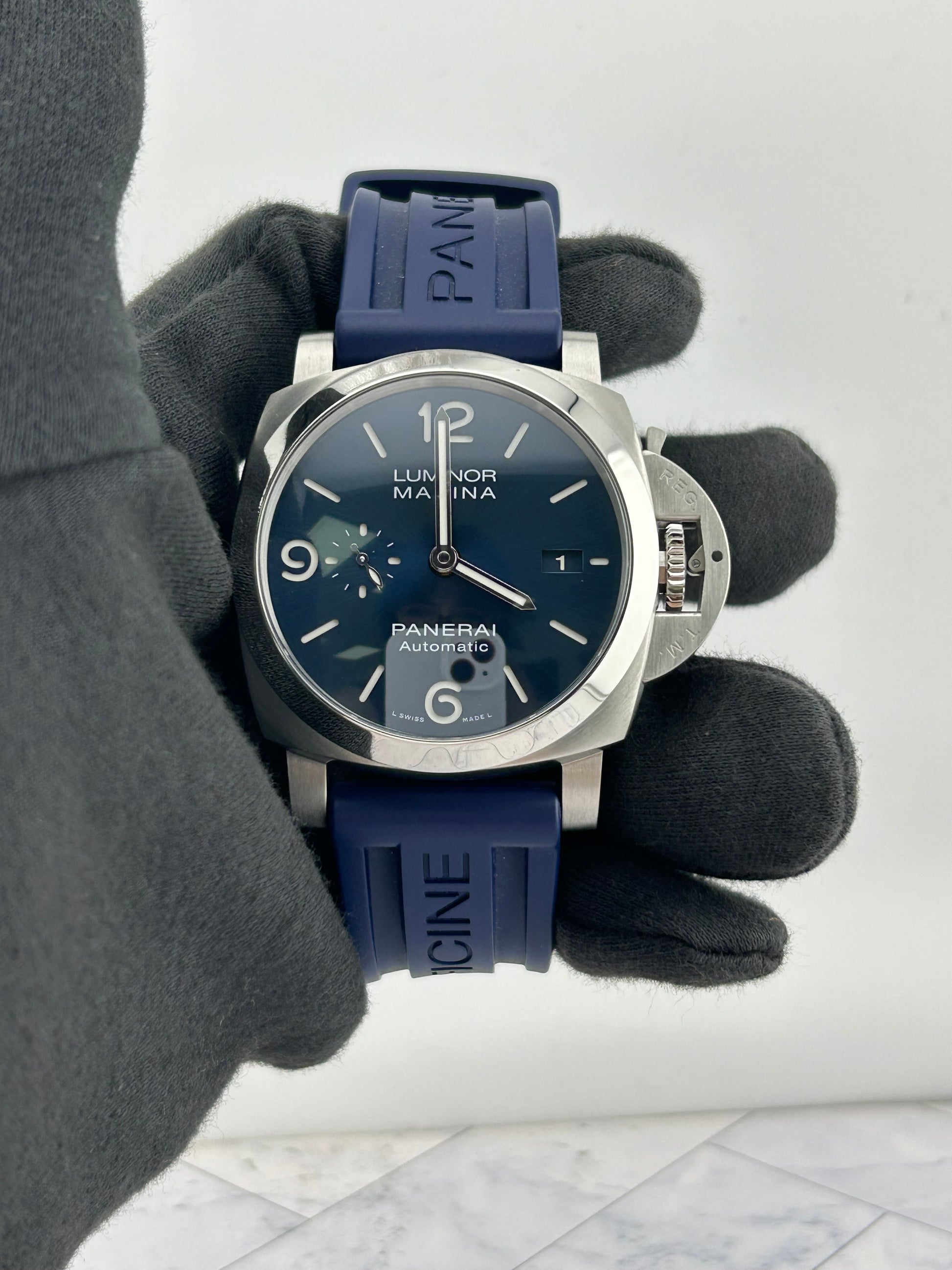 Panerai Panerai Luminor Marina Blue Dial on Leather Strap Ref. PAM01313 Card 2021 — view 2