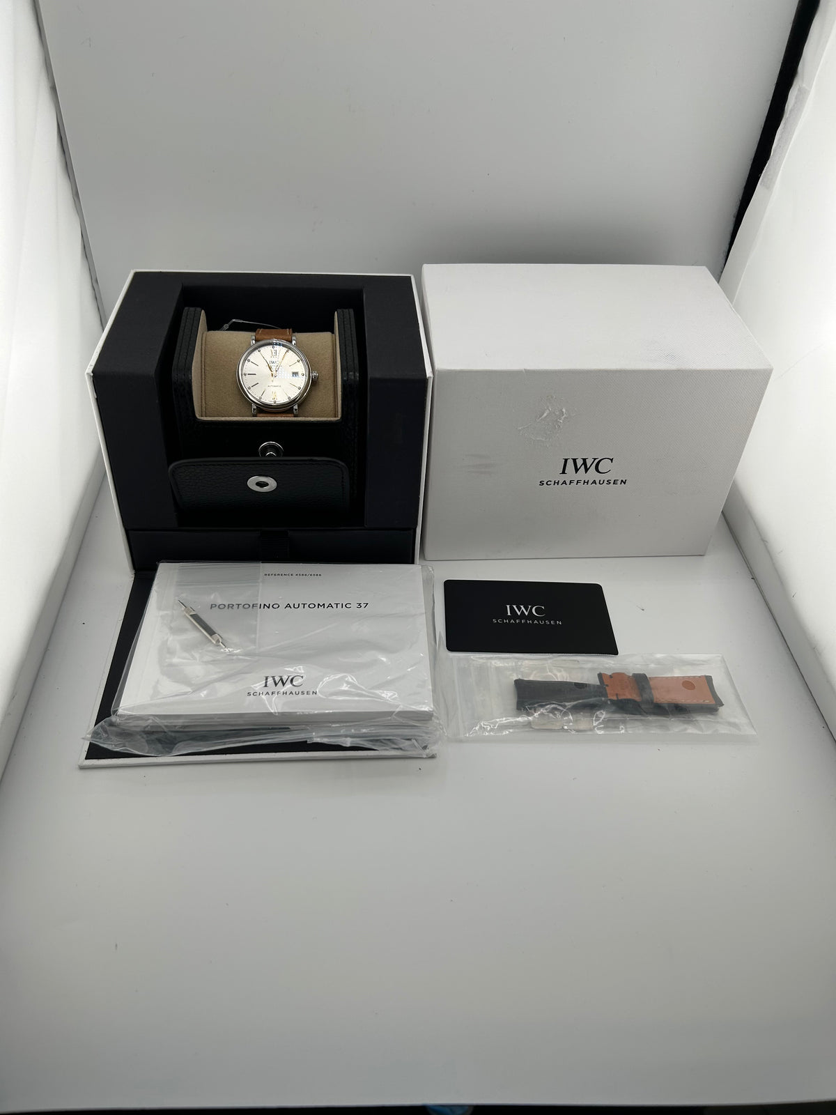 Iwc Portofino Automatic 37 Silver Dial on Caramel Leather Strap Ref. IW458601 Complete 2023 — view 7