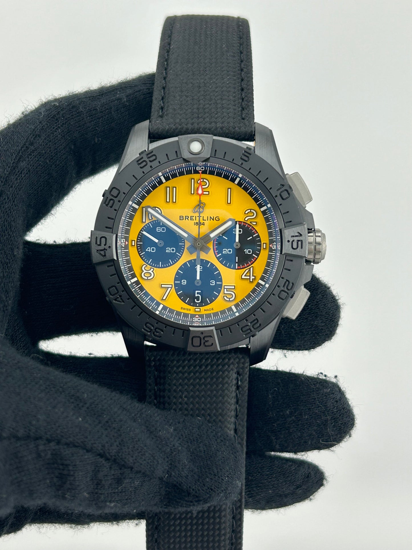 Breitling Avenger B01 Chronograph Yellow / Arabic Numerals Dial on Leather Strap Ref. SB0147101I1X2 Card 2026 — view 2