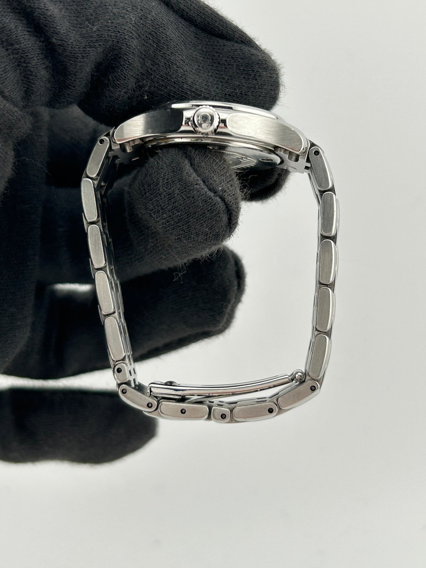 Omega Seamaster 120m Dark Gray Dial on Stainless Steel Bracelet Ref. 2571.41 Card 1993 — view 6