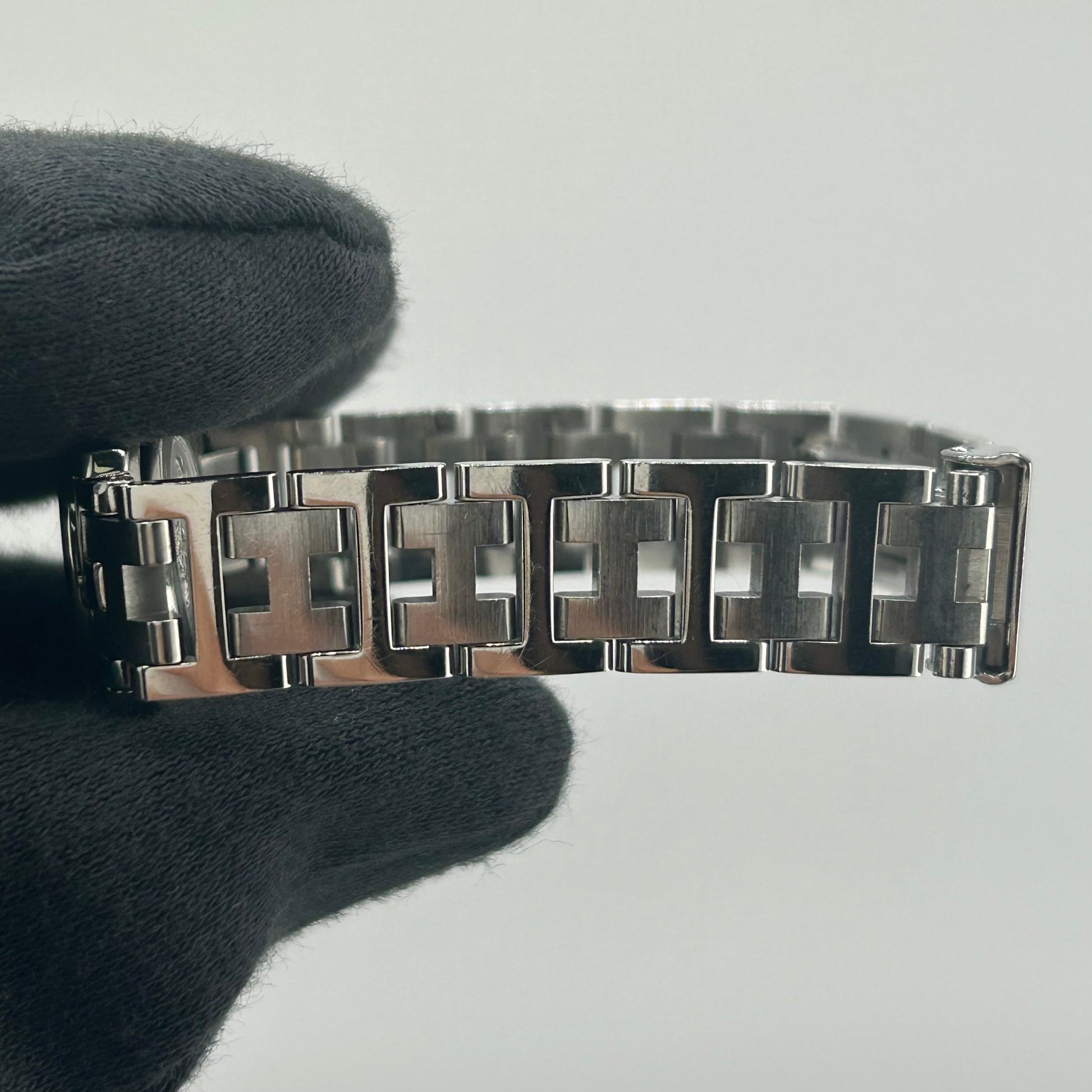 Hermes Clipper White Dial on Stainless Steel Bracelet Ref. CL4.210 — view 4