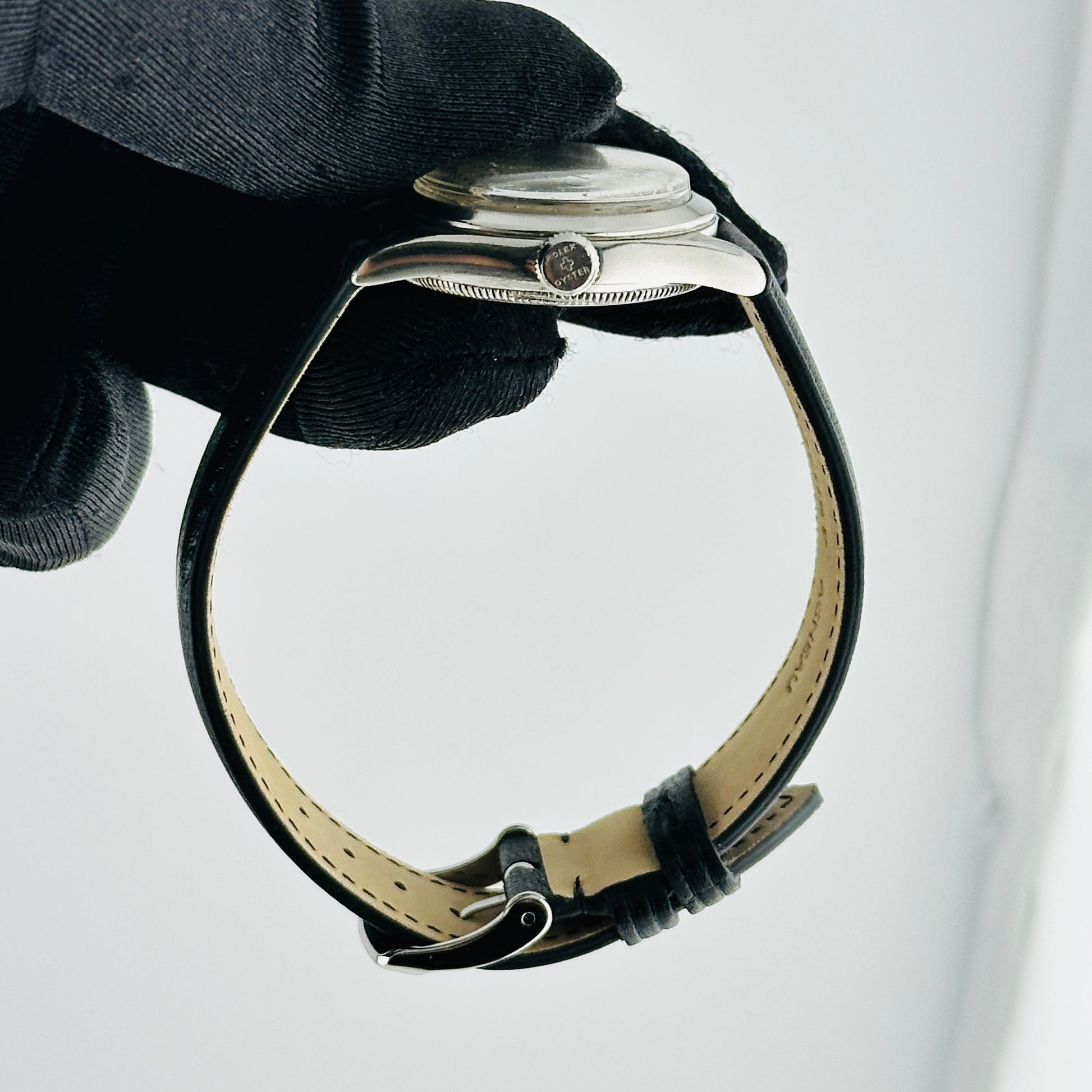 Rolex Oyster Speed-King Silver Stick / Has Spots, Faded Dial on Generic Leather Band Ref. 4220 1958 — view 5