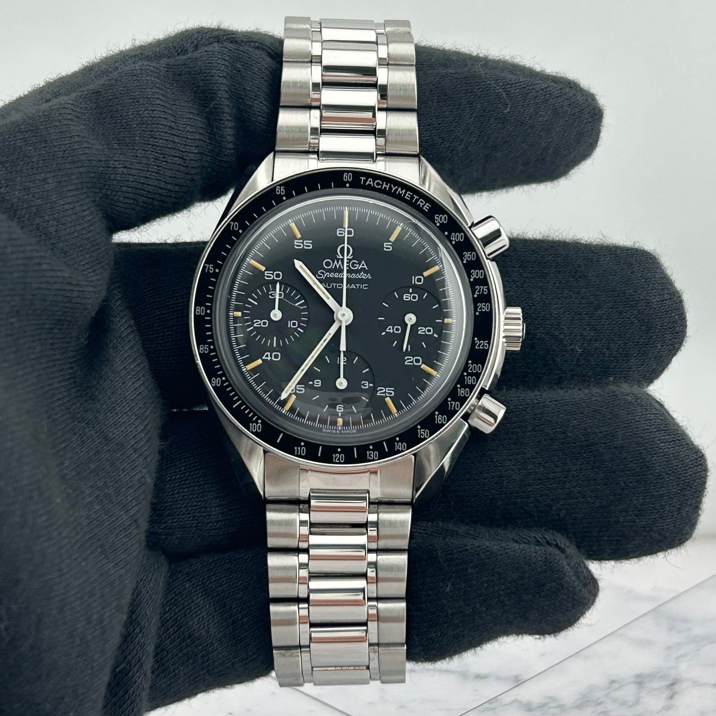 Omega Speedmaster Reduced Black Dial on Stainless Steel Ref. 3510.50 — view 2