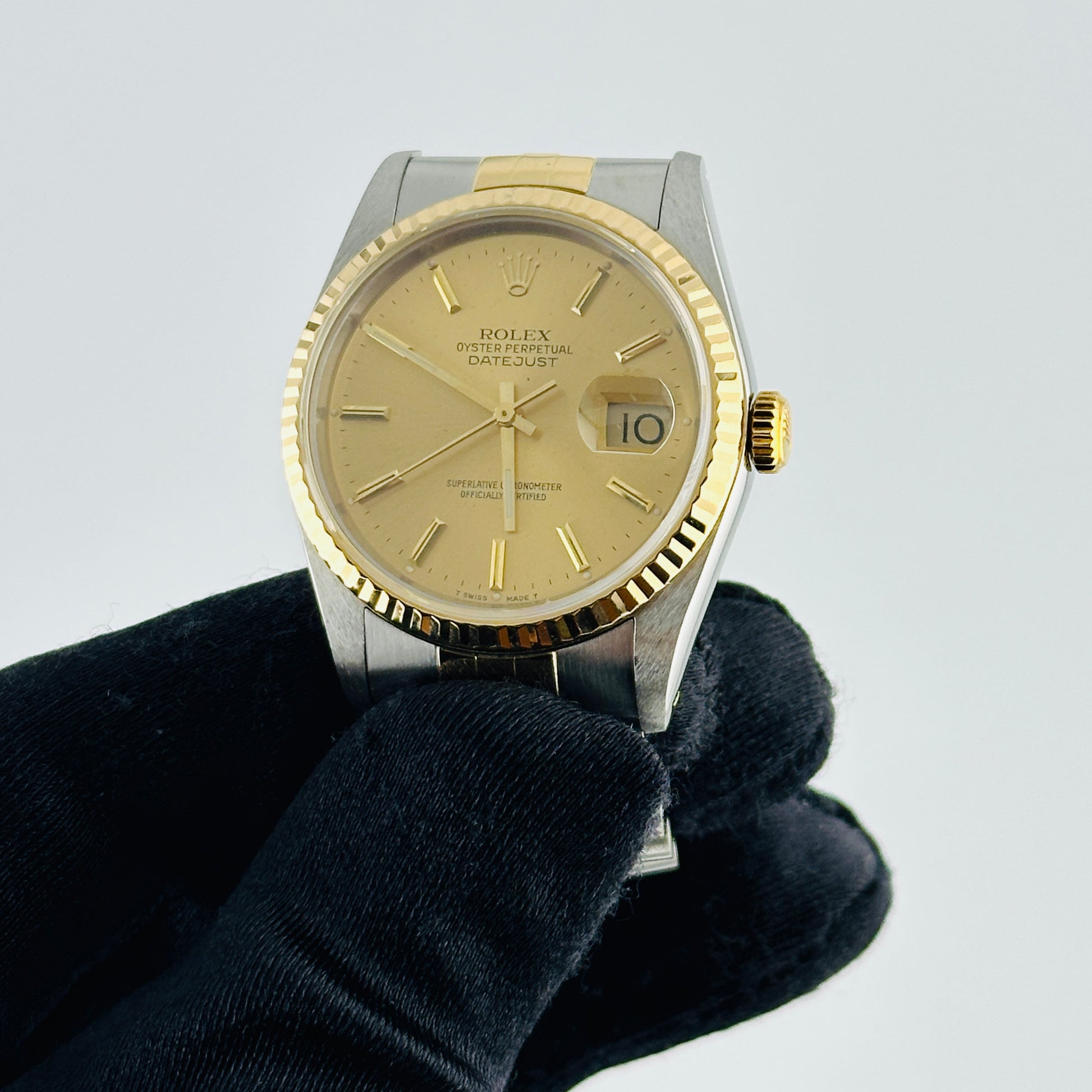 Rolex Datejust Champagne Stick Dial on D Link Jubilee Ref. 16233 1990 — view 2