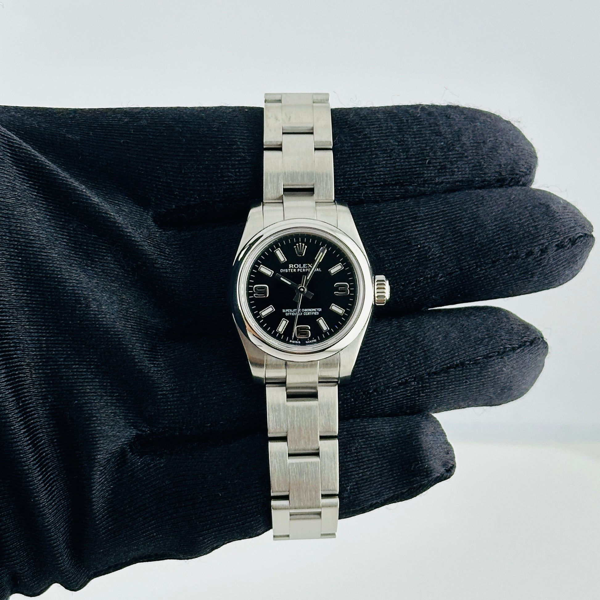 Rolex Oyster Perpetual Black Dial on Oyster Bracelet Ref. 176200 Card 2017 — view 2