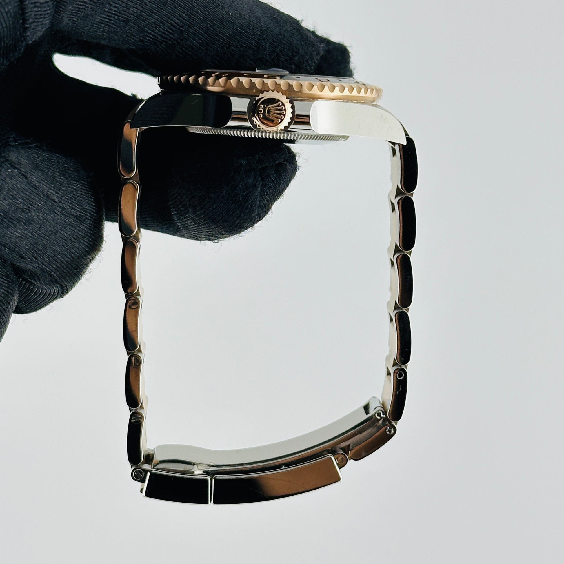 Rolex GMT-Master II "Root Beer" Black Dial on Oyster Bracelet Ref. 126711CHNR Card 2024 — view 6