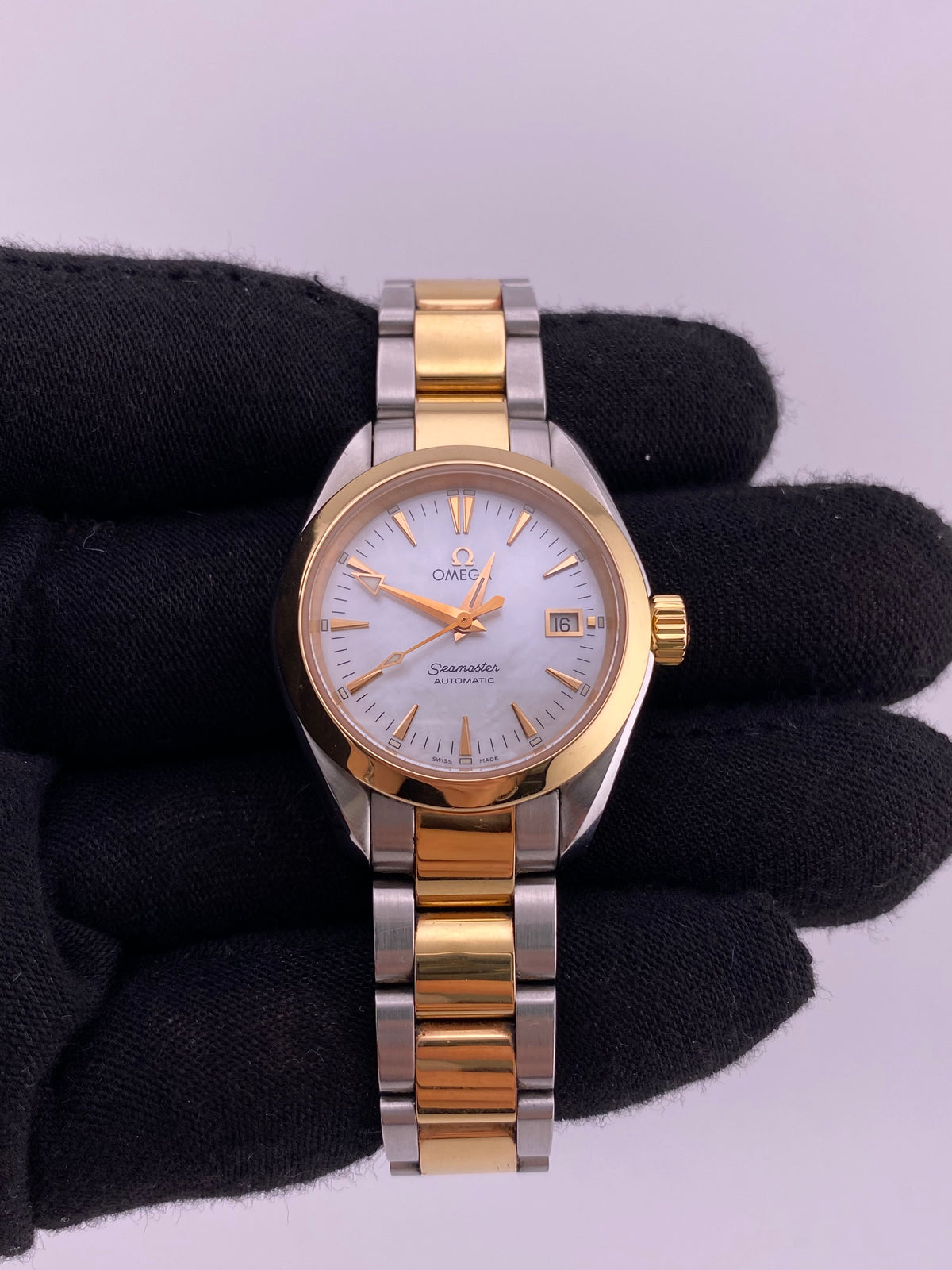 Omega Seamaster White Mop Dial on 2 Tone Ref. 2373.70 Complete 2007 — view 2