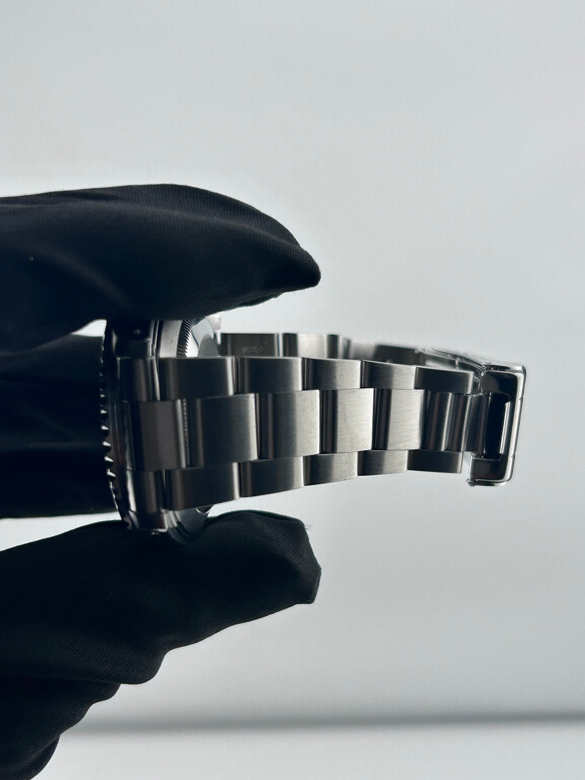 Rolex Submariner No Date Black Dial on Oyster Ref. 14060 Card — view 5