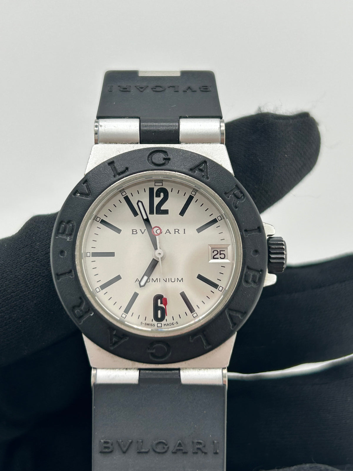 Bvlgari Aluminum Diagono Silver Dial on Black Rubber Strap Ref. AL32TA Papers 2003 — view 3