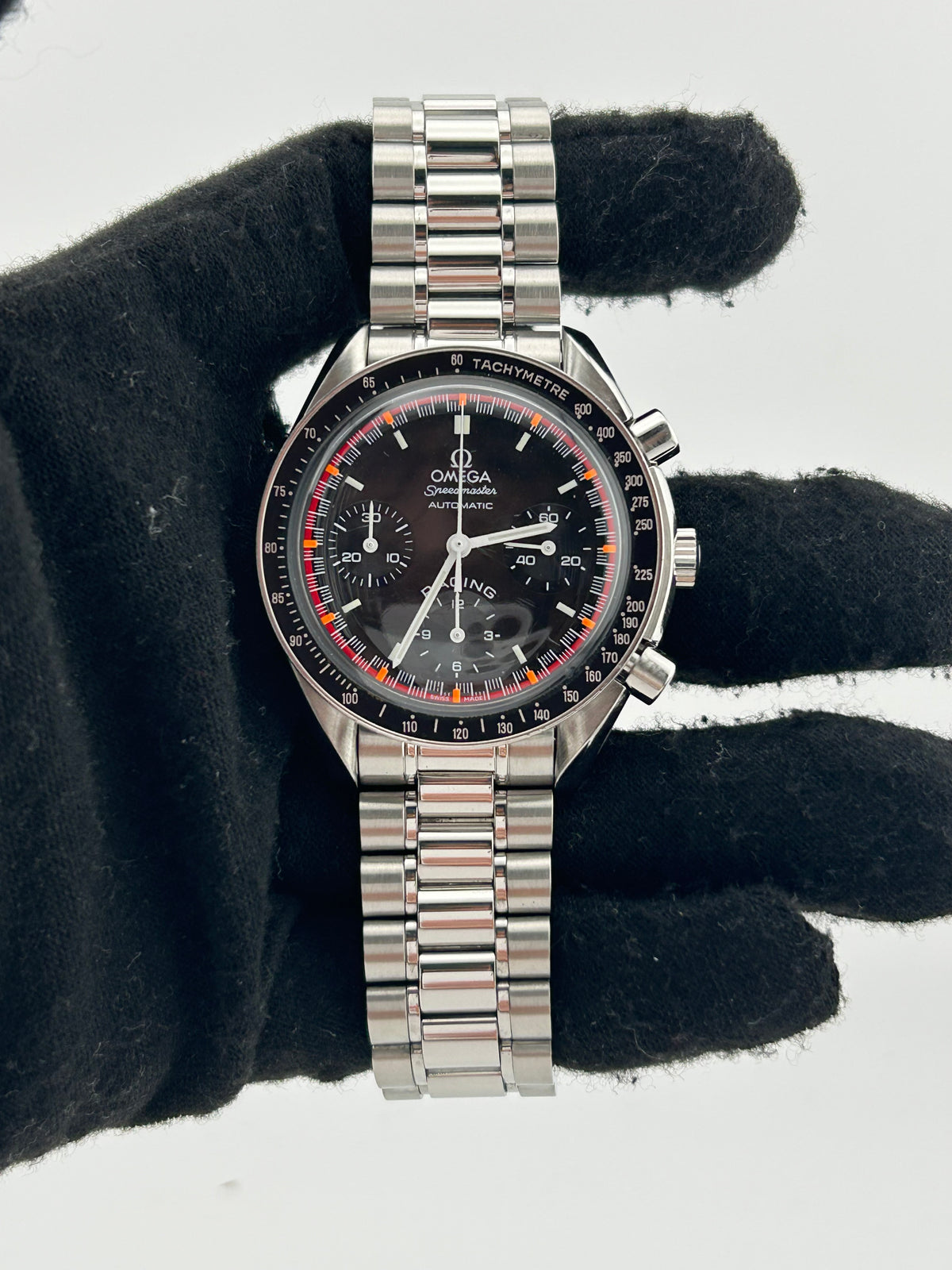 Omega Speedmaster Racing Black Dial on Stainless Steel Bracelet Ref. 3518.50.00 Complete 2003 — view 2