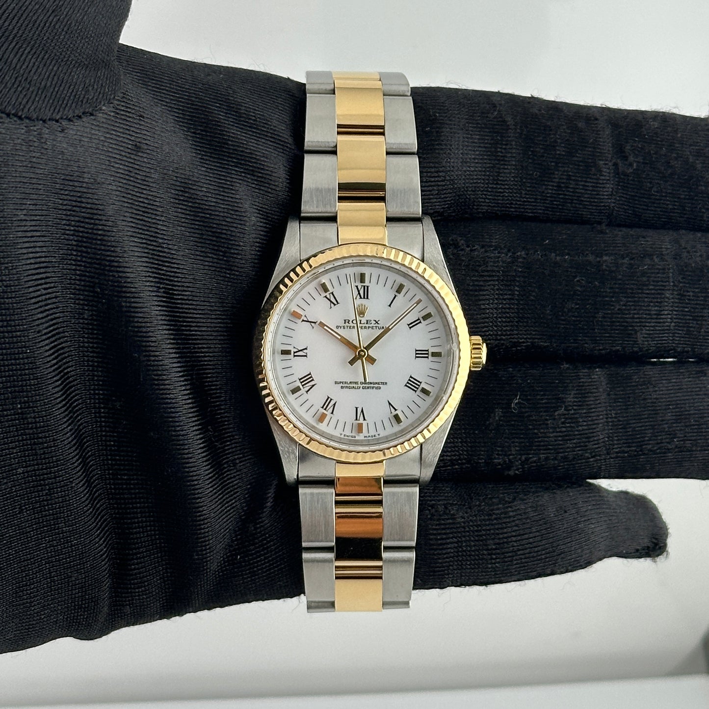 Rolex Oyster Perpetual White Roman Dial on Oyster Ref. 14233 Papers 1998 — view 2
