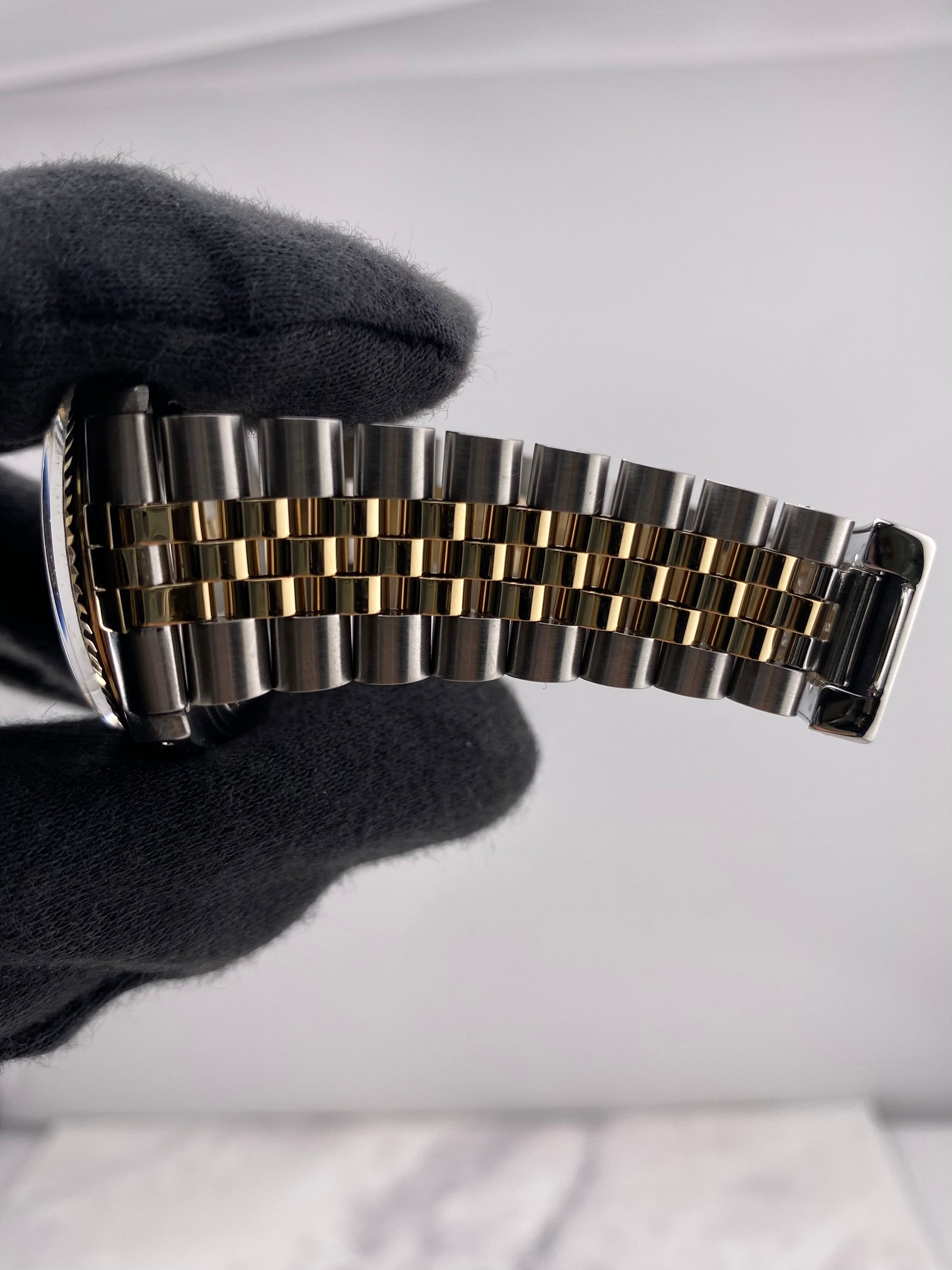Rolex Datejust Champagne Stick Dial on D Link Jubilee Bracelet Ref. 16013 1987 — view 5