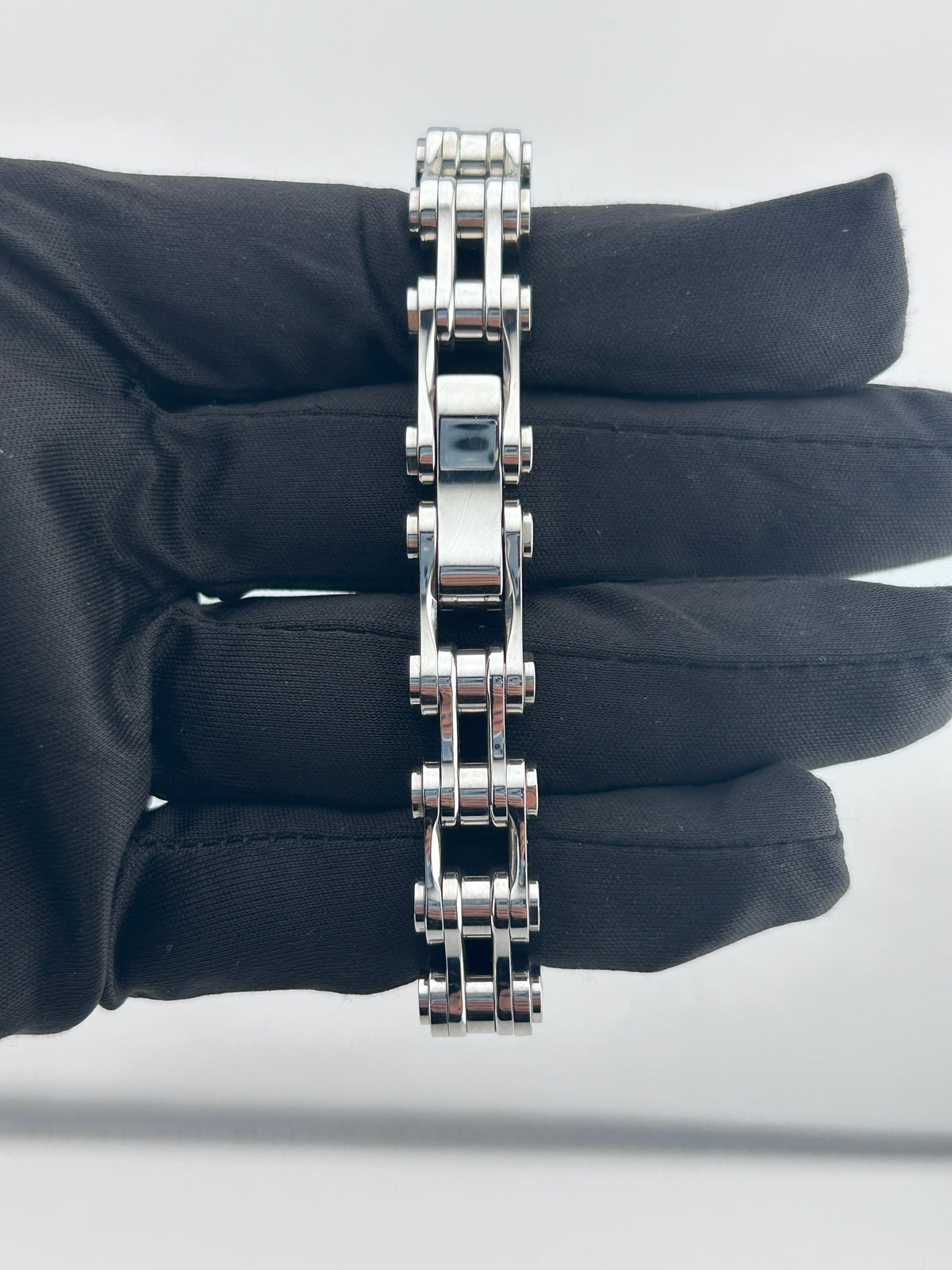 Christian Dior Dior 66 Black Dial on Stainless Steel Ref. D104-100 Card — view 3