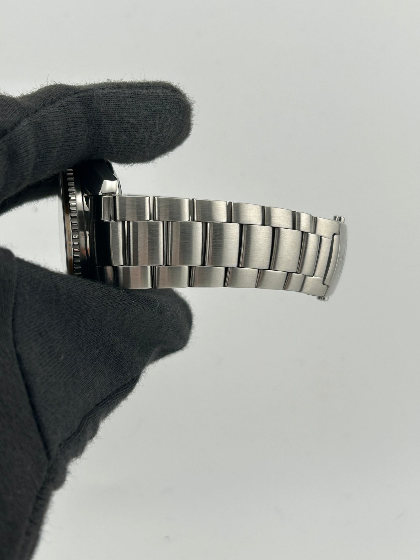 Omega Seamaster Planet Ocean Black Dial on Stainless Steel Bracelet Ref. 2209.50.00 Card — view 5