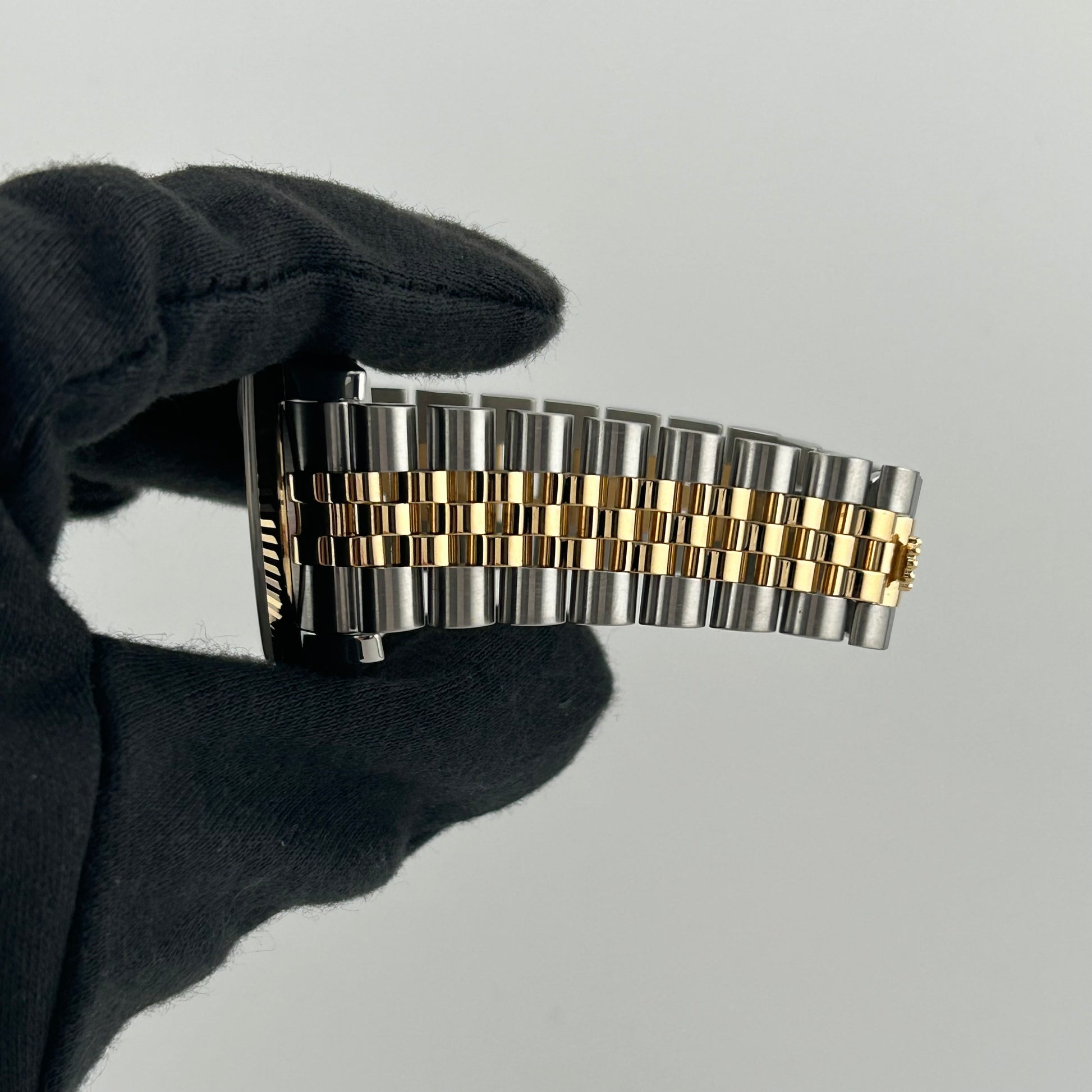 Rolex Datejust Champagne Anniversary Factory Diamond Dial Dial on D Link Jubilee Hidden Clasp Bracelet Ref. 116233G 2009 — view 5