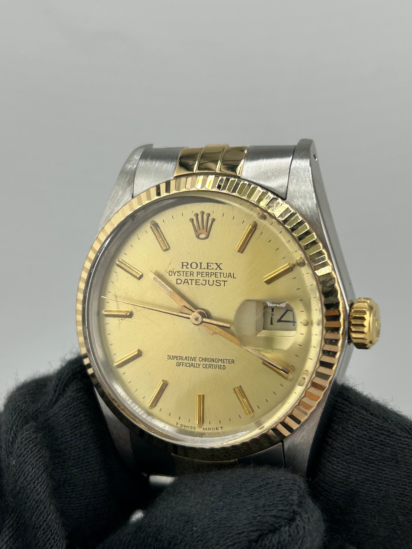 Rolex Datejust Champagne Stick Dial on D Link Jubilee Bracelet Ref. 16013 1987 — view 3