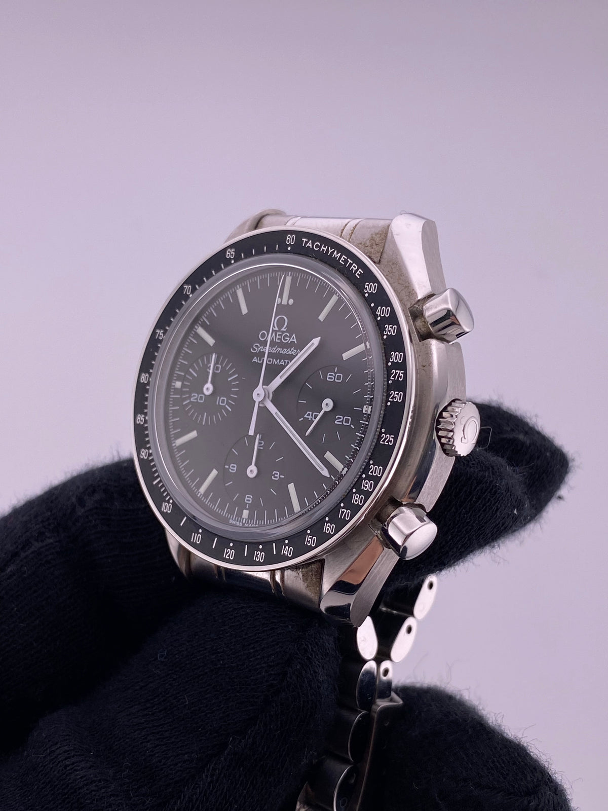 Omega Speedmaster Black Dial on Stainless Steel Ref. 3539.5 Card Open Date — view 3