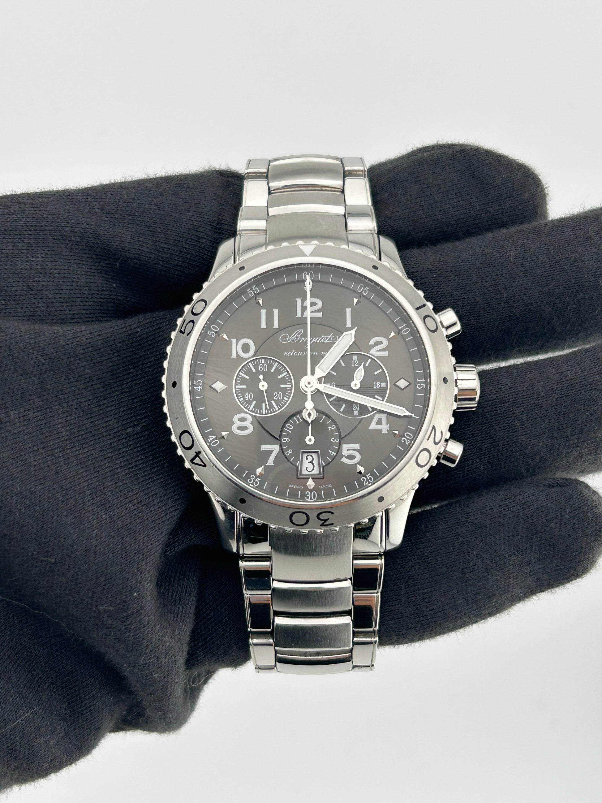 Breguet Type XXI Grey Dial on Stainless Steel Ref. 3810 — view 2