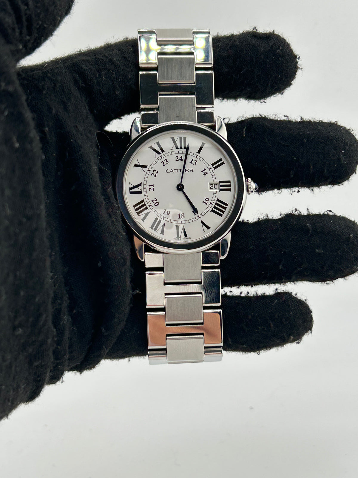 Cartier Ronde Solo Silver Roman Numerals Dial on Stainless Steel Bracelet Ref. W6701005 Papers 2016 — view 2