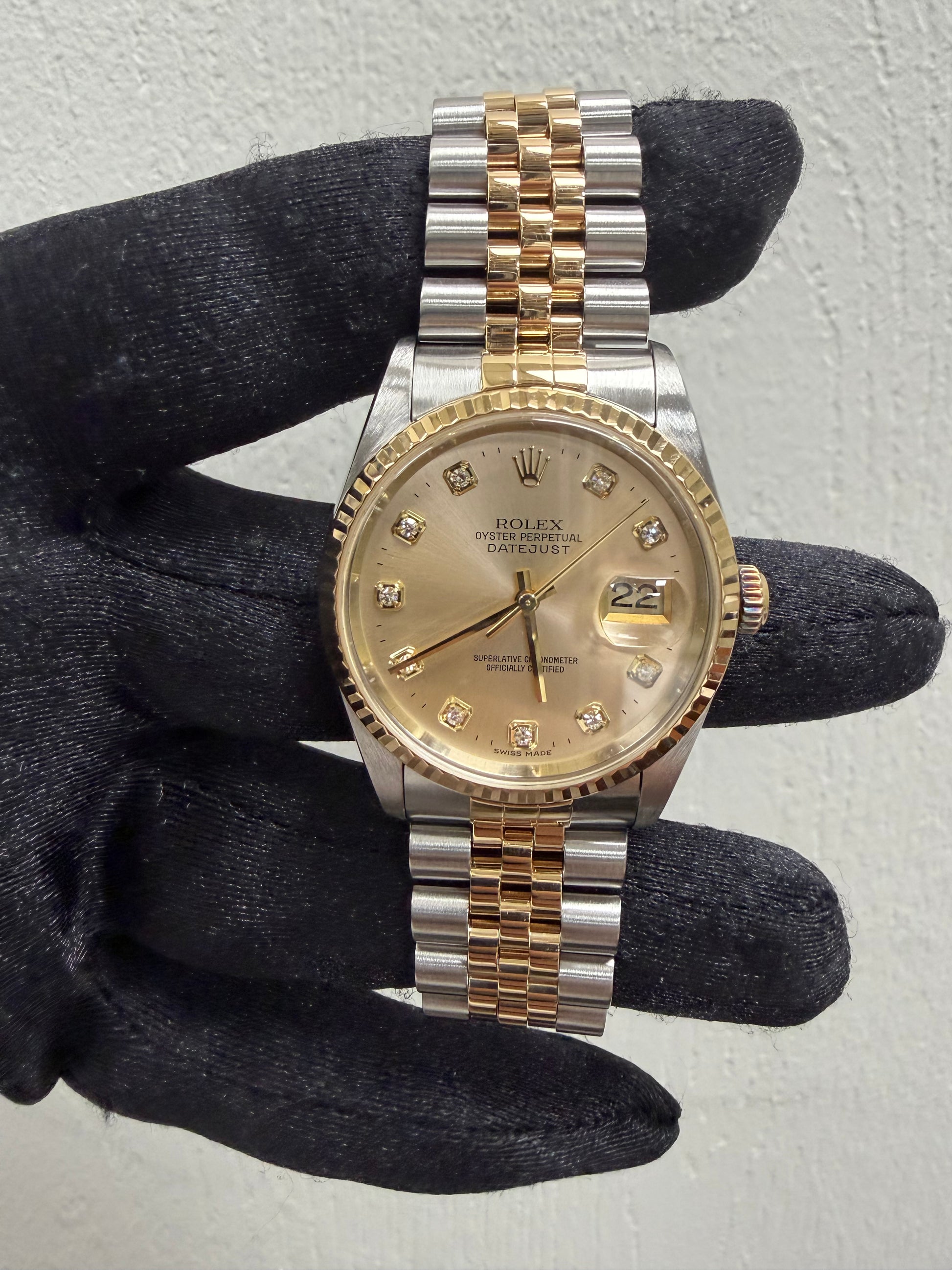 Rolex Datejust Silver Diamond Dial on D Link Jubilee Ref. 16233G 2002 — view 2